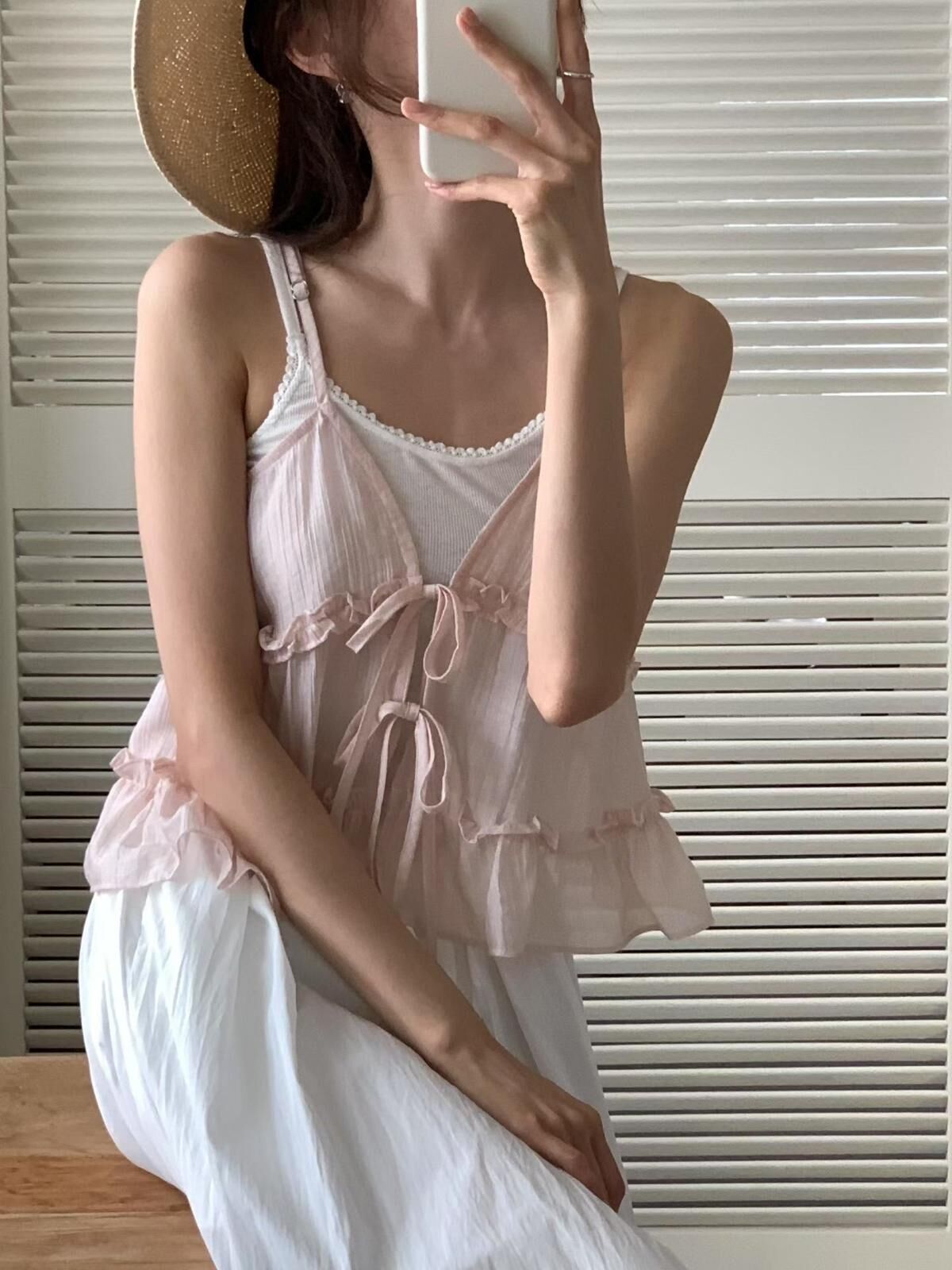 荷葉邊透膚吊帶背心