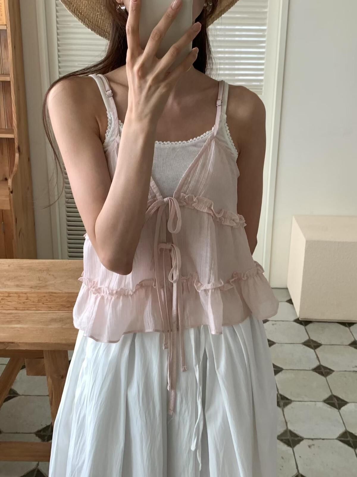 荷葉邊透膚吊帶背心