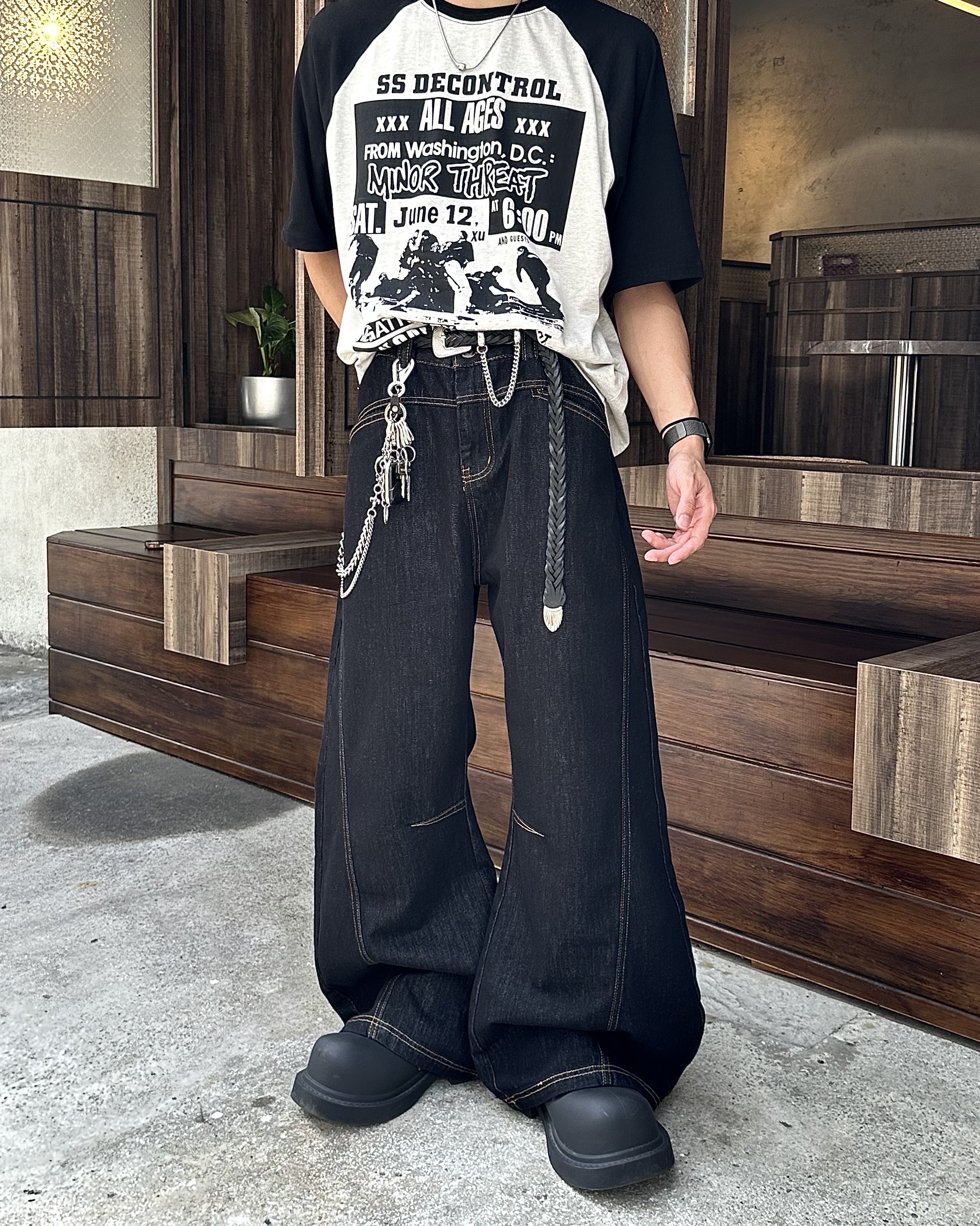 𝐇·𝐓·𝐒 韓國 原色丹寧 弦月 彎刀版型 反車線 寬鬆 廓形 牛仔 長褲