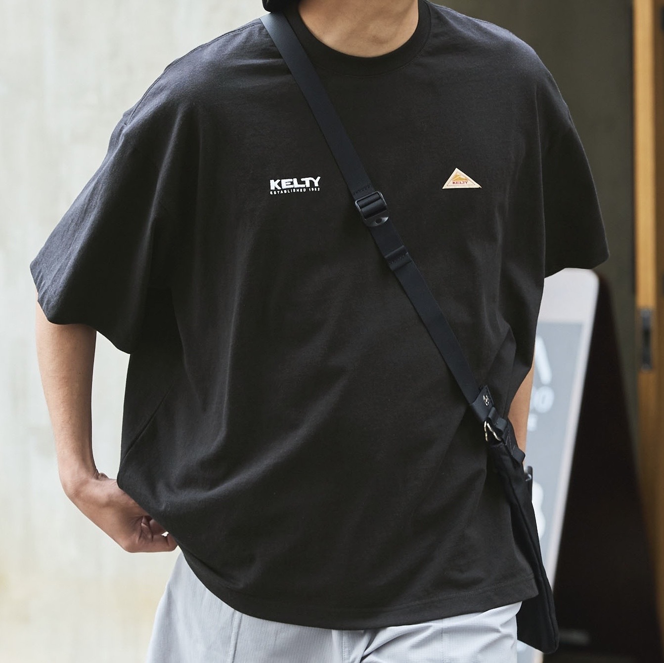 KELTY 雙LOGO 刺繡 短袖 上衣 寬鬆 落肩 /預購