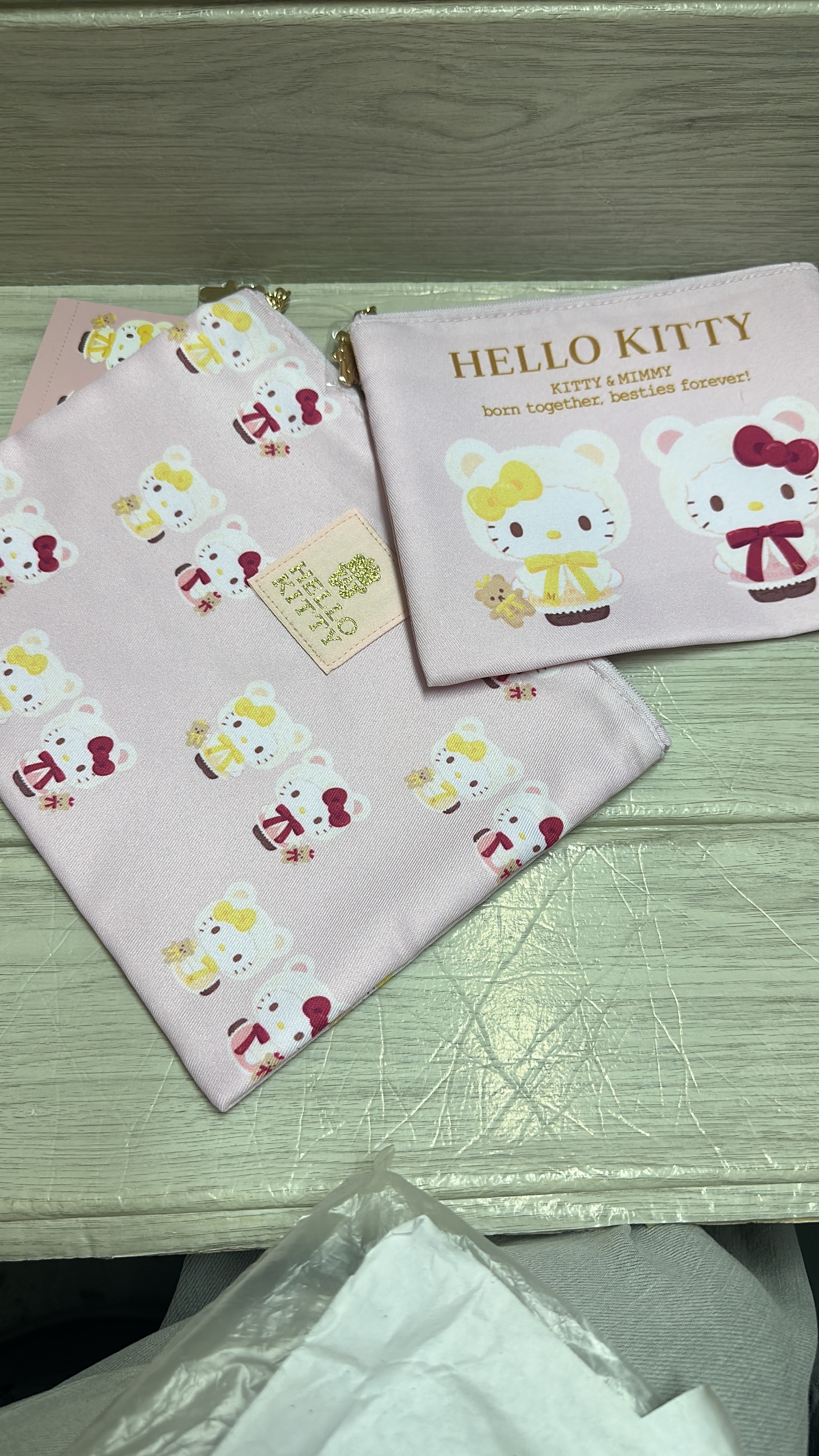 Hello kitty收納袋套裝