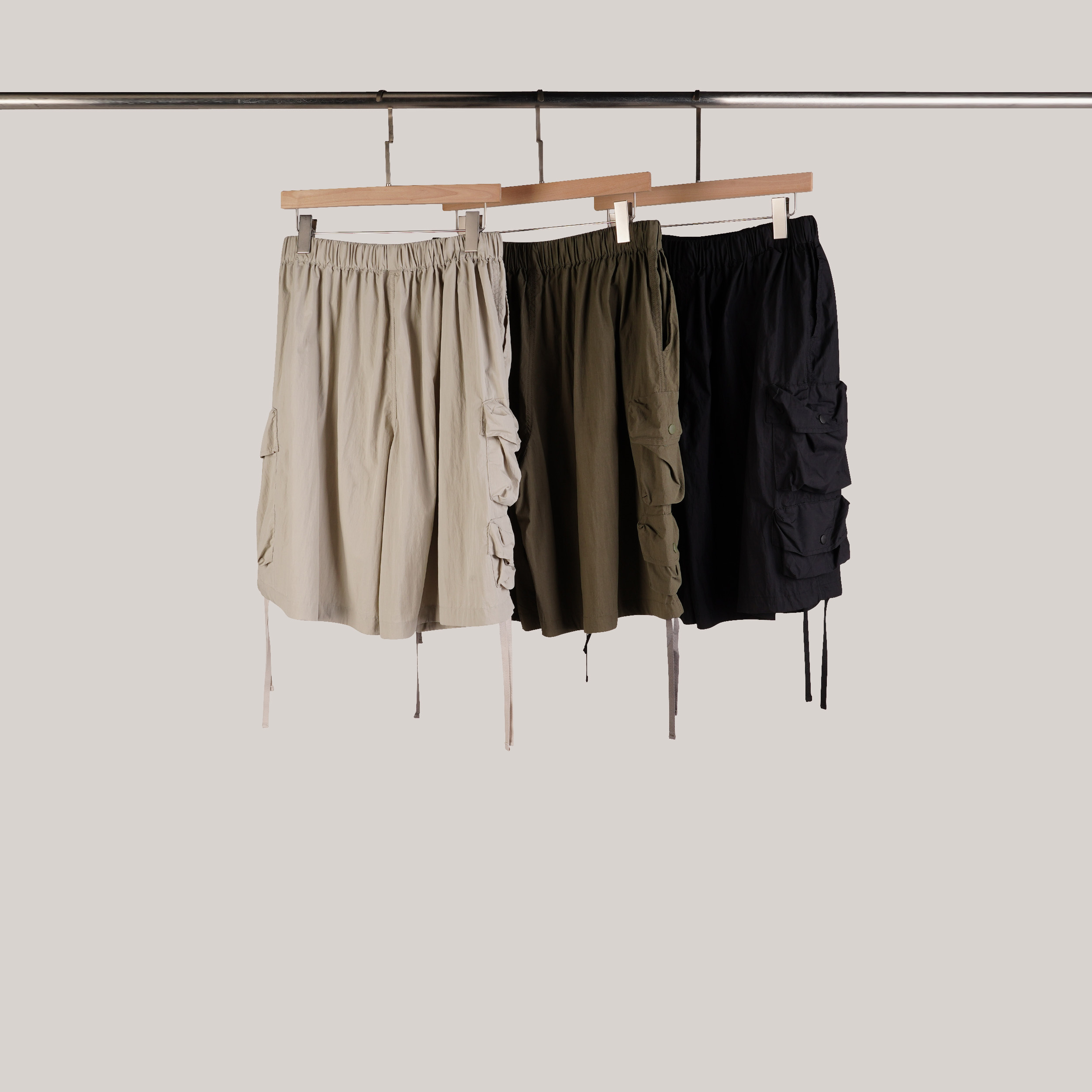 立體口袋抽繩工裝短褲 | 3色