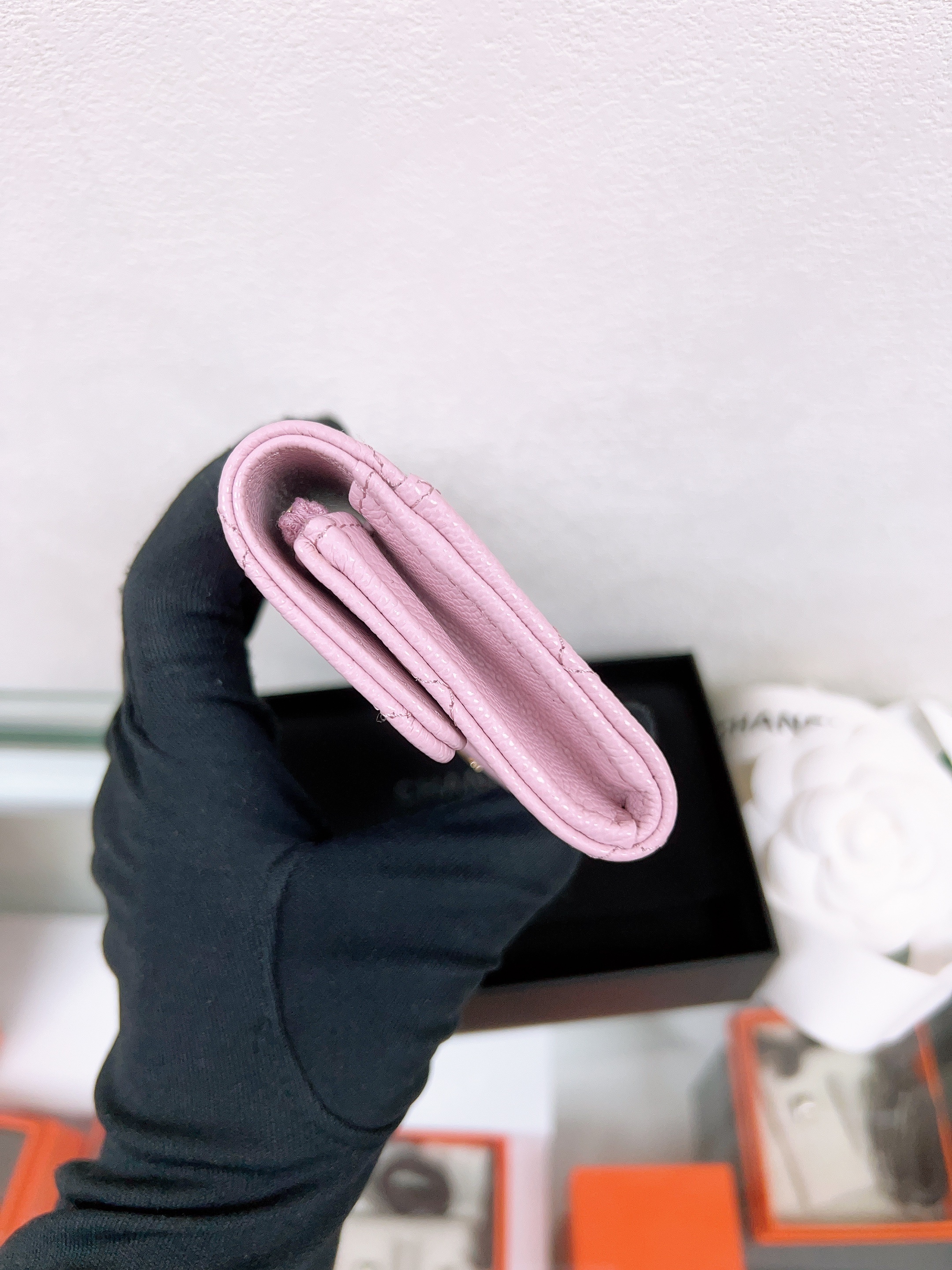 *Unused* Chanel classic flap card holder (lilac pink caviar GHW)