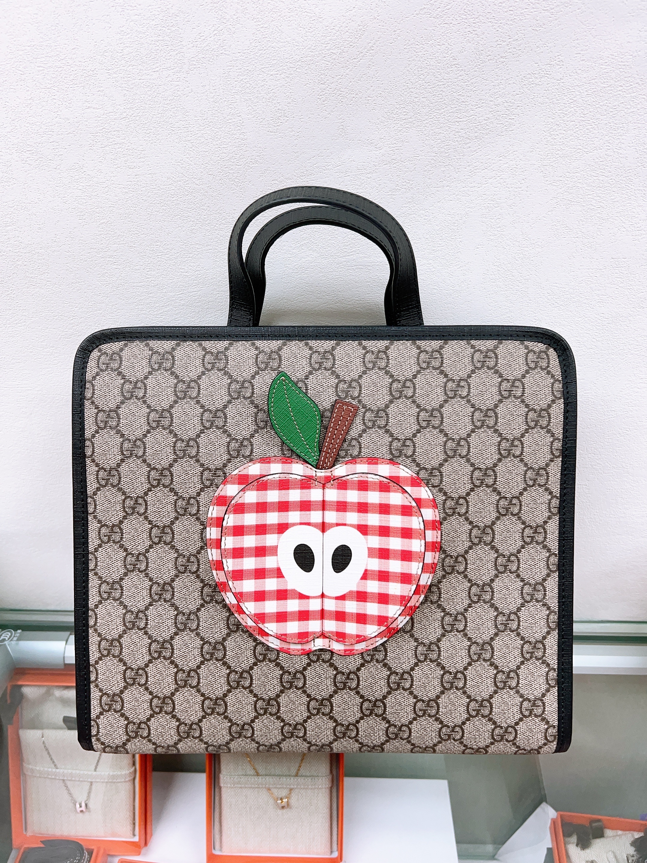 Gucci tote apple