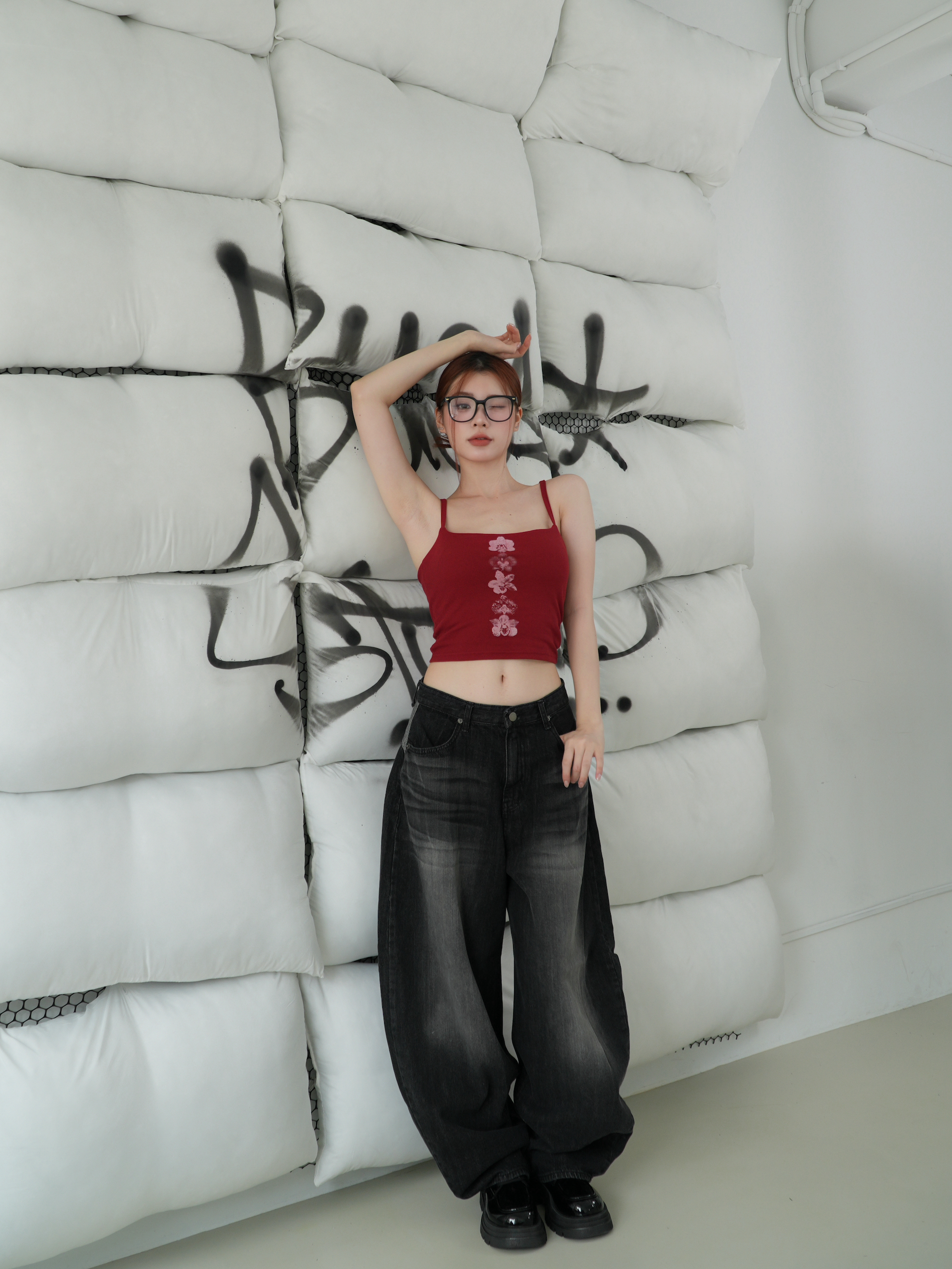 個性後標染洗彎刀褲