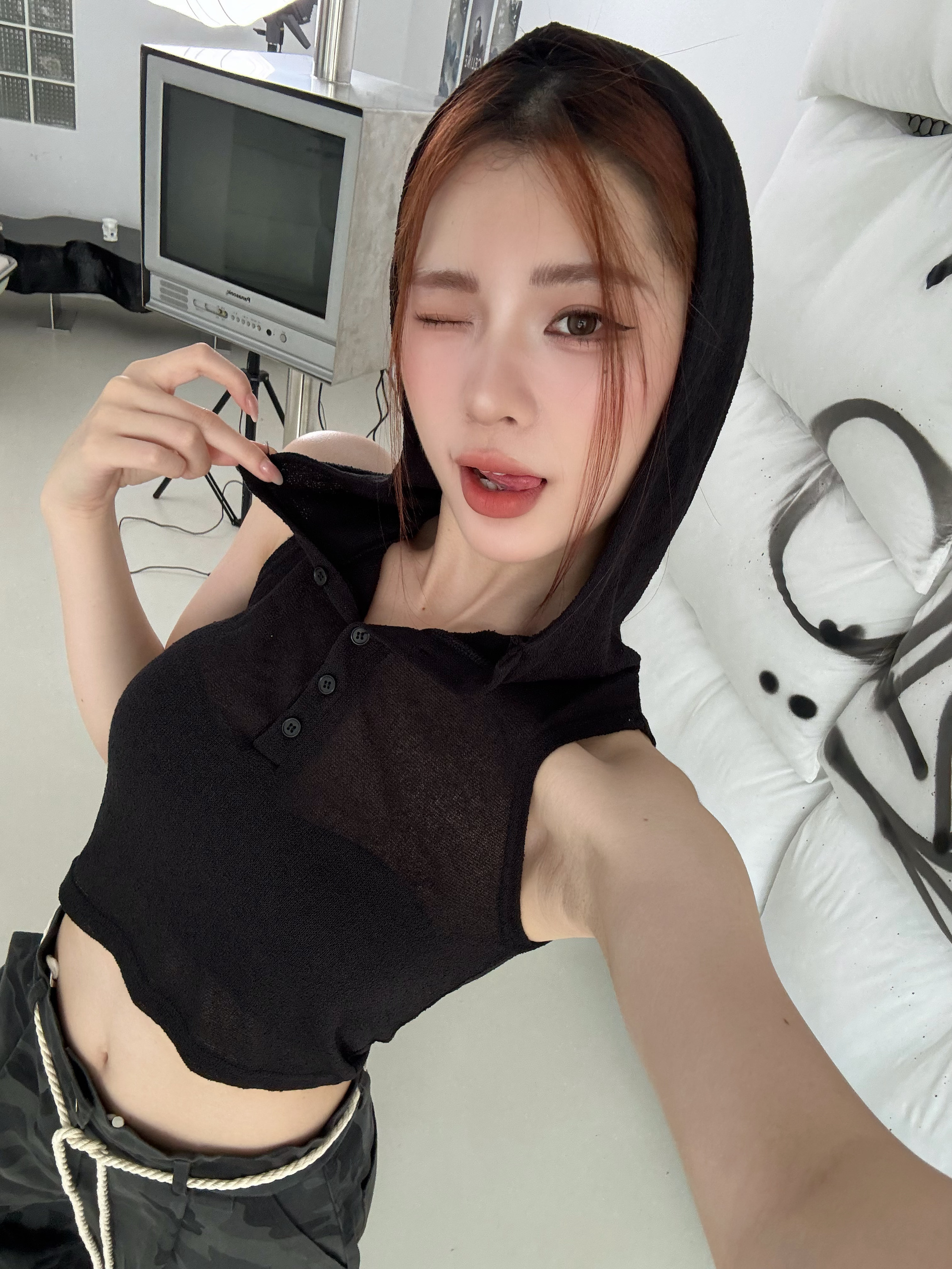 慵懶感連帽無袖上衣