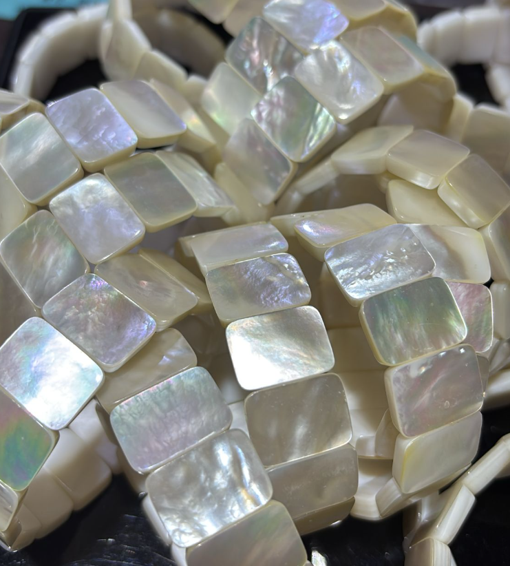 250823 - C55 頂級白貝母手排