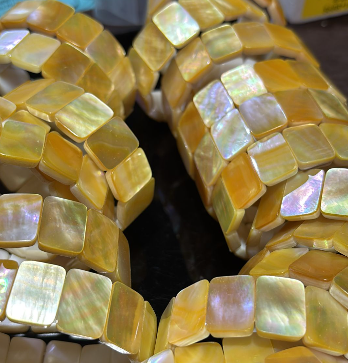 250721 - D97 頂級黃金貝母手排