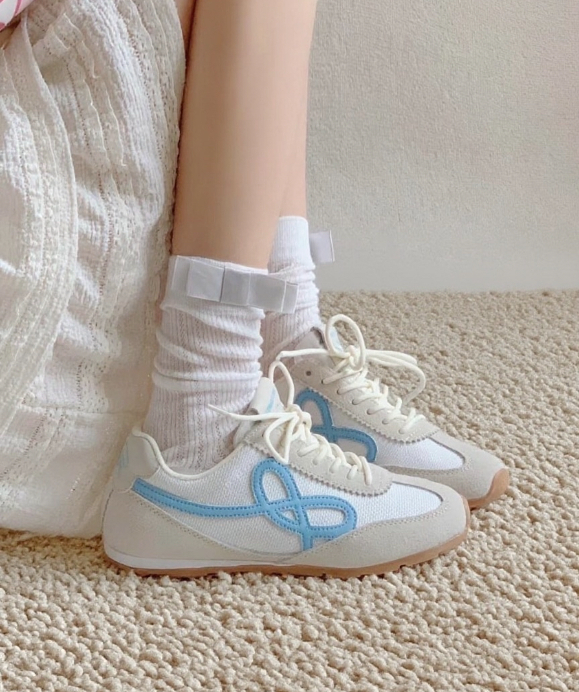 We Flower 法棍小花鞋 白藍色 奶油藍 麂皮 拼接 德訓鞋/預購