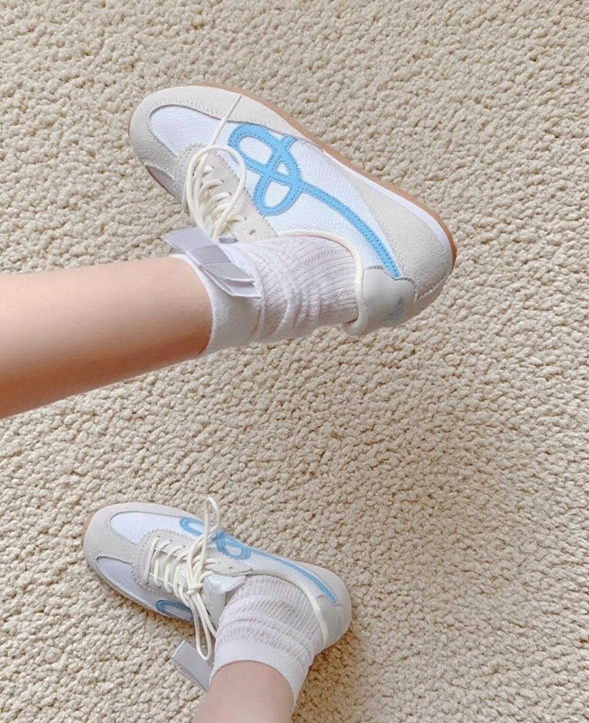 We Flower 法棍小花鞋 白藍色 奶油藍 麂皮 拼接 德訓鞋/預購