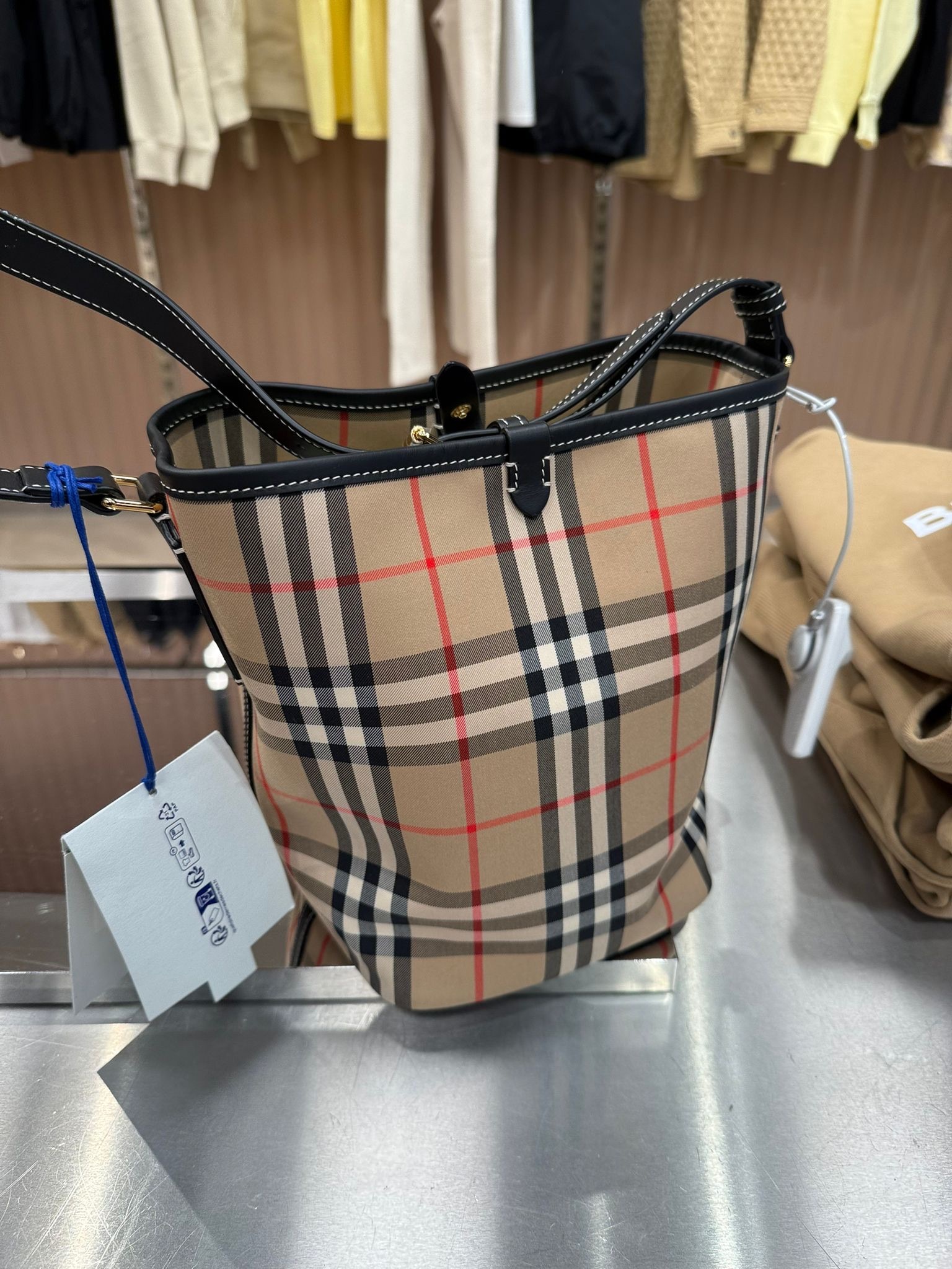 Burberry Ashby Check Small bucket bag Archive Beige