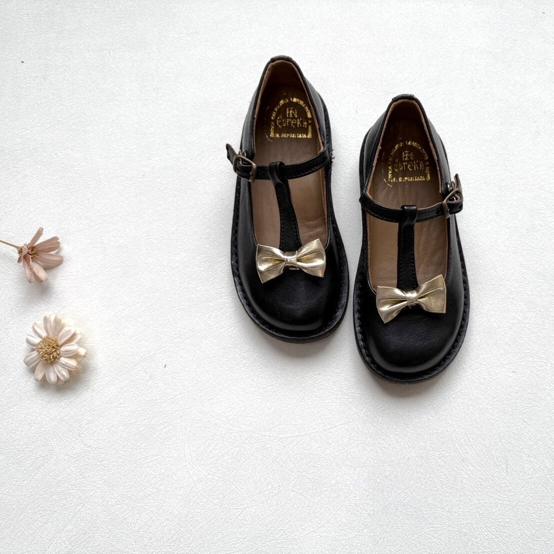 (預購) EUREKA 真皮蝴蝶結T字配色皮鞋