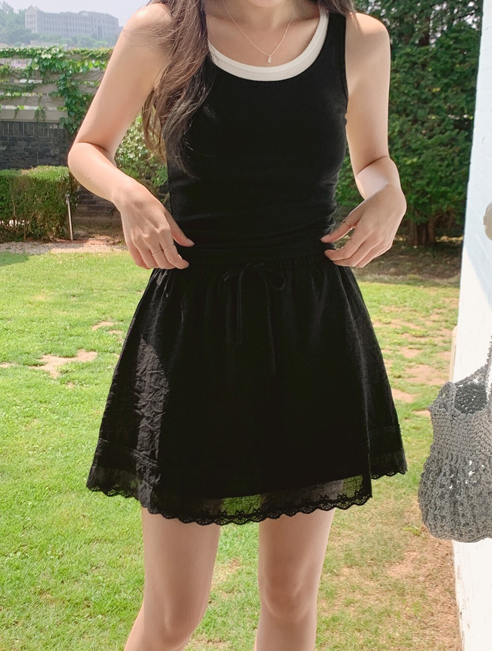 韓國grace muse授權 韓系日常質感層次蕾絲花擺短裙