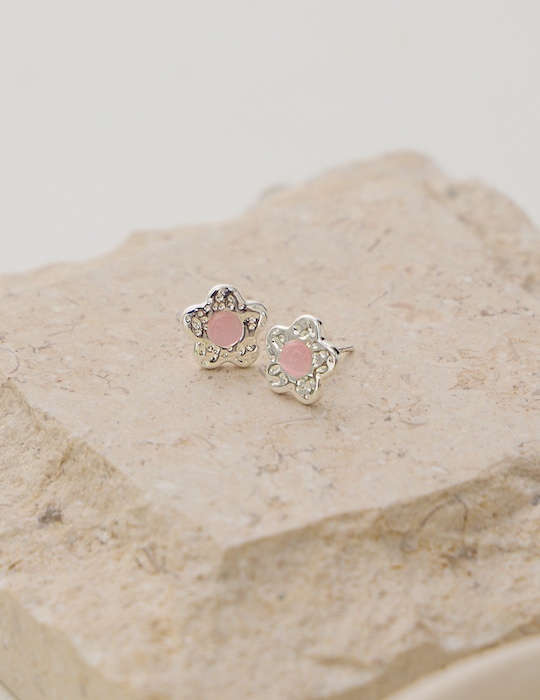 柔粉貓眼花。銀針耳環