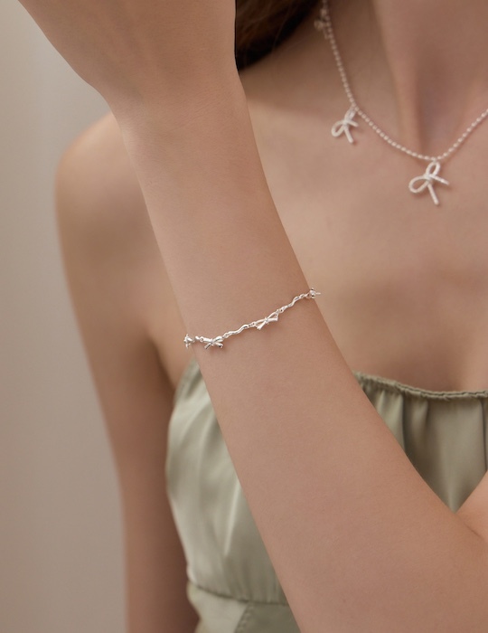 【925純銀】蝴蝶結輕絲帶手鍊