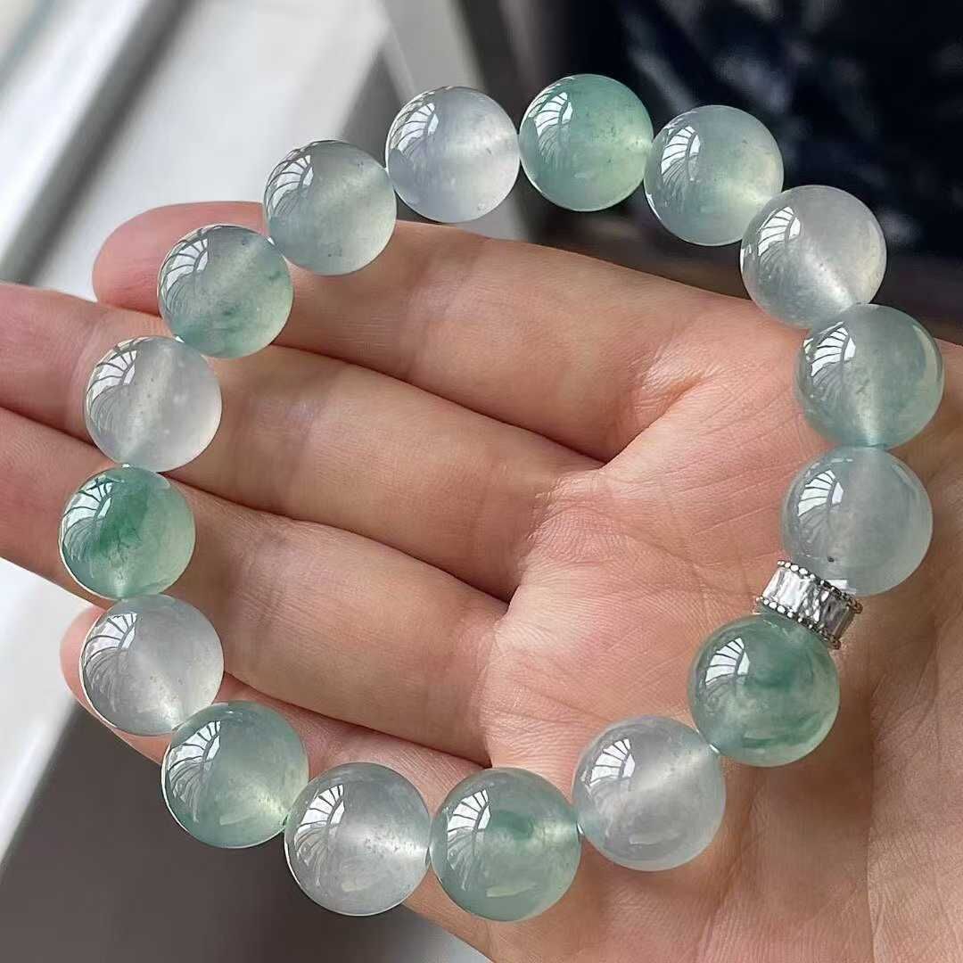 7125518 翡翠高冰飄花手串 (12.3mm直徑)