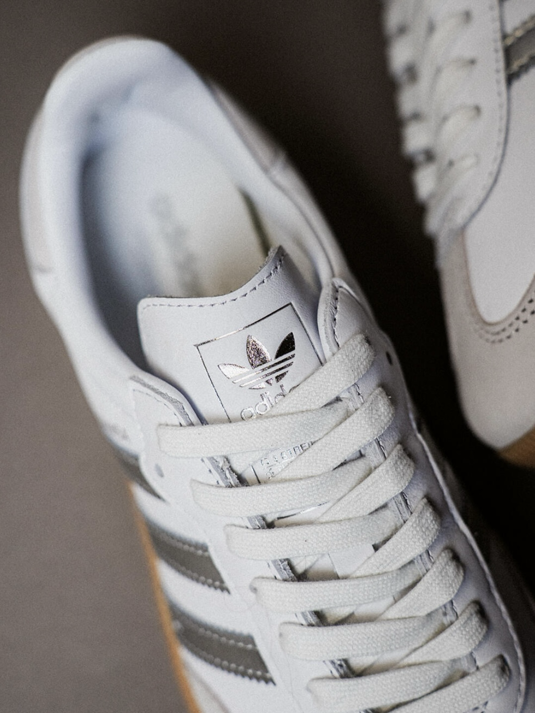 Adidas SAMBA “White silver” 板鞋 JI2725