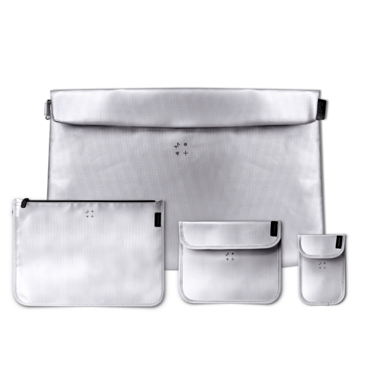 1-World Airliner 防火袋