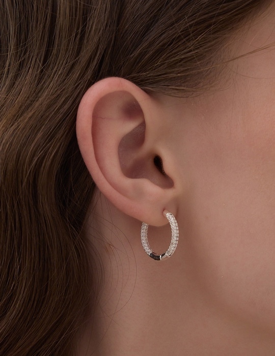 璀璨閃耀光圈。銀針耳環(銀)