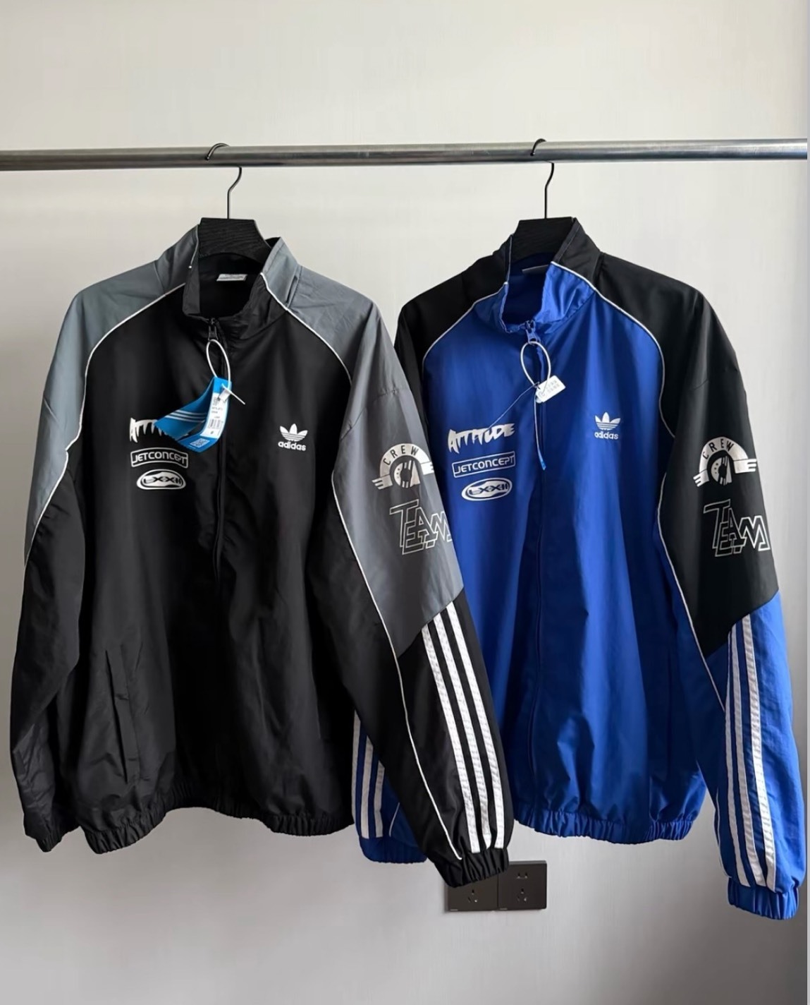 ADIDAS ADICOLOR SS24 拼色 條紋 復古 賽車外套