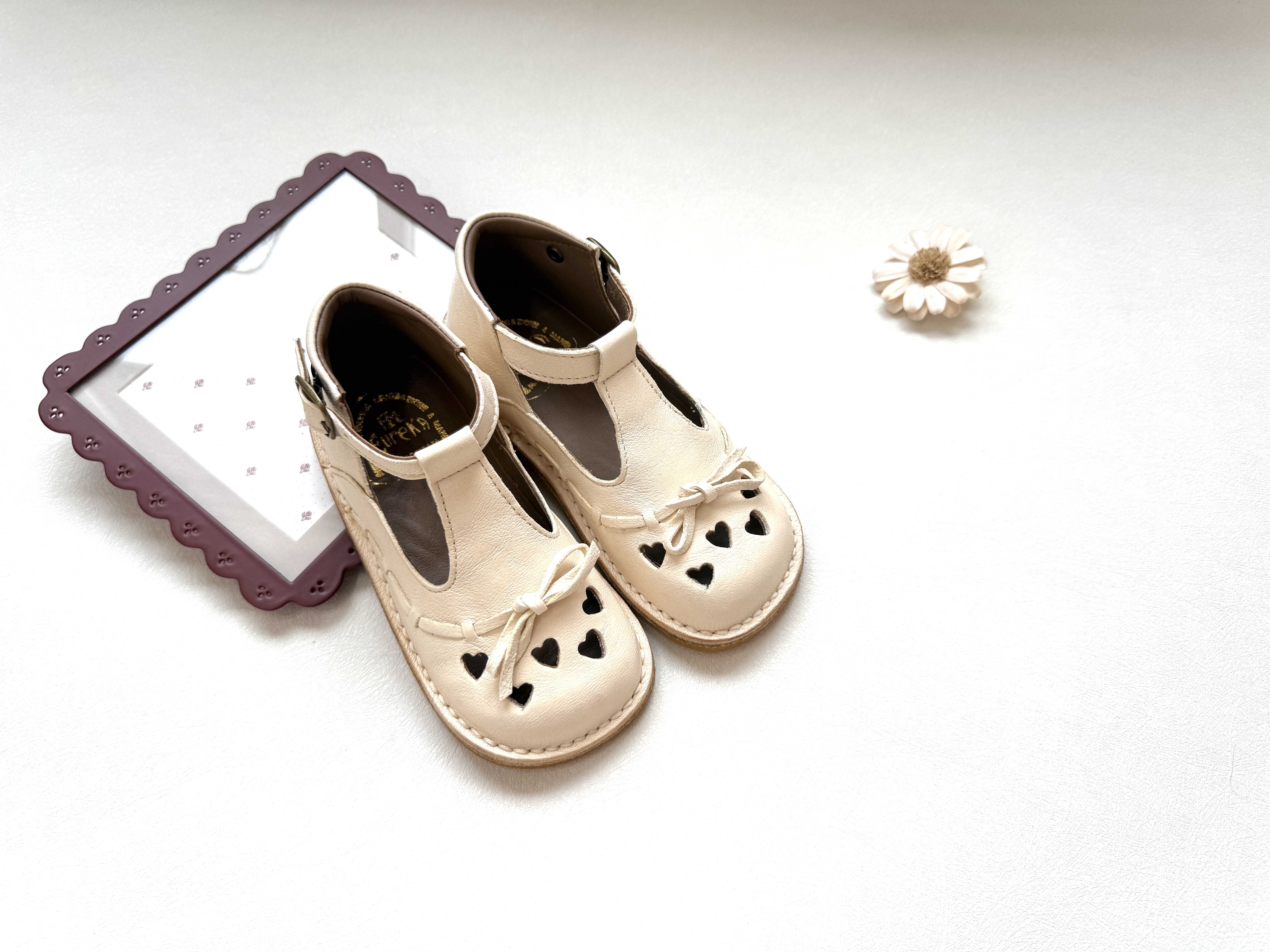 （現貨）EUREKA 真皮愛心緞帶蝴蝶結鞋