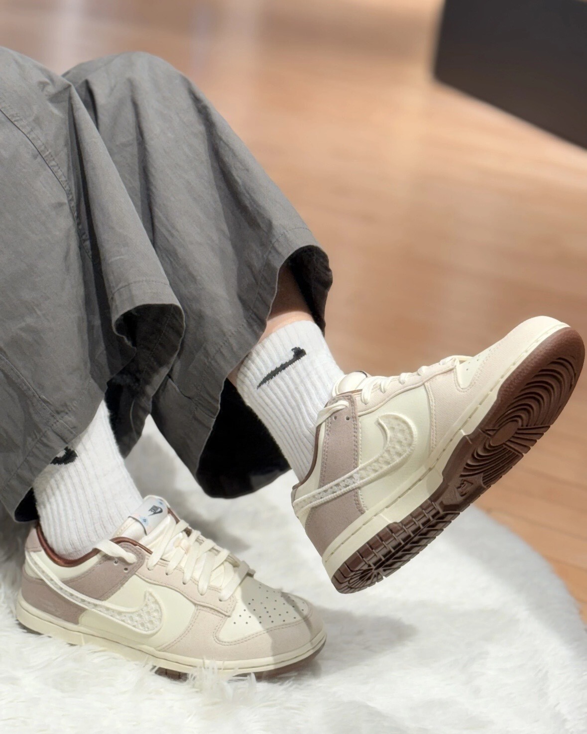 iSNEAKERS｜Nike Dunk Low "Crochet Swoosh" 蕾絲奶白 IH7353-010