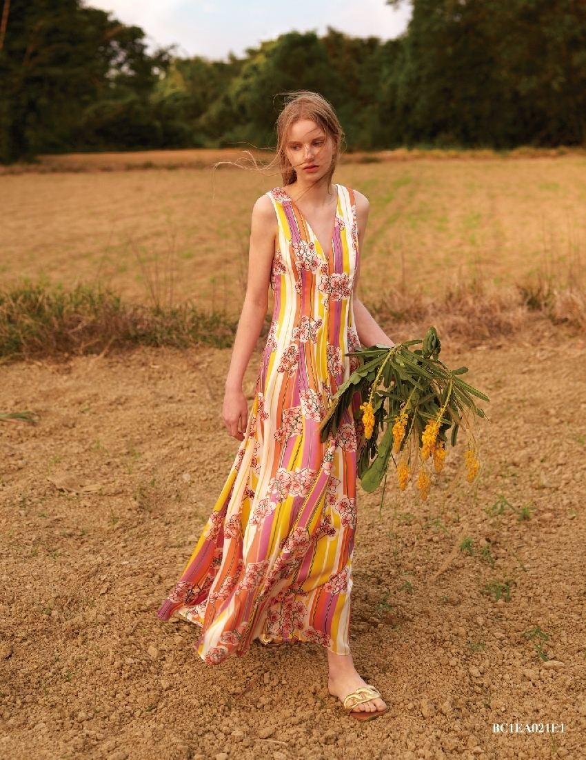 BC1EA021E1 陽光花園粉桔花條法式線條連衣洋