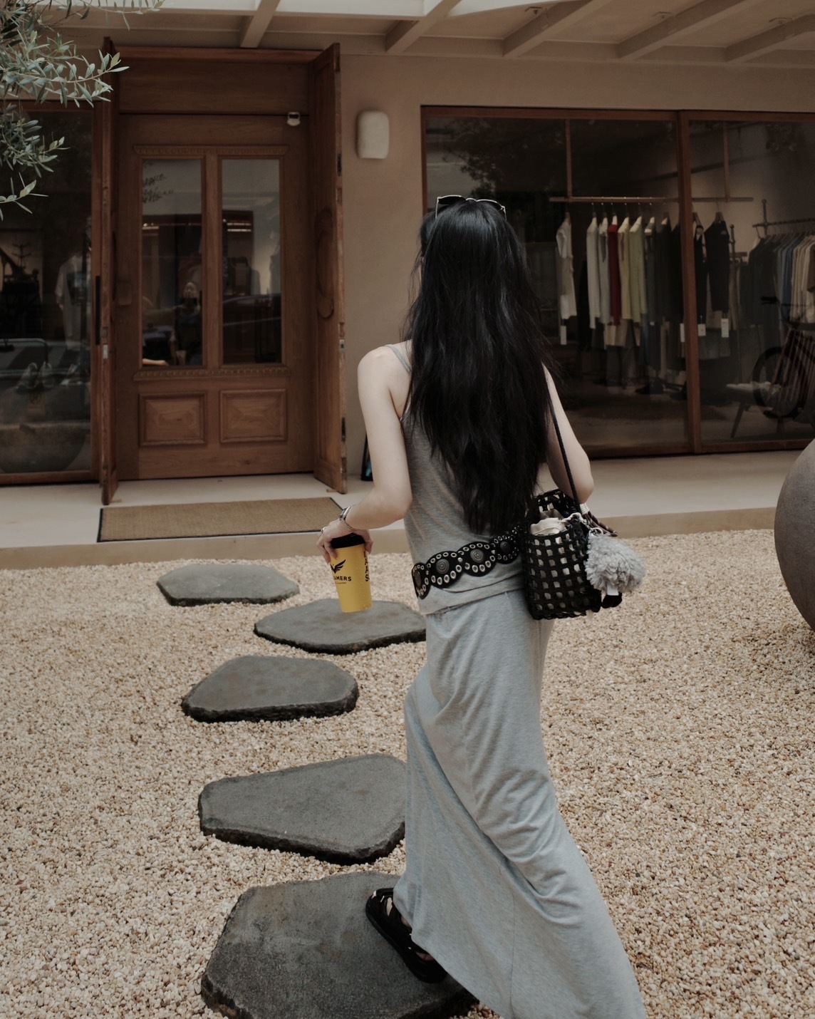 （現貨）🇰🇷#U33 時髦軟料後開衩棉裙(黑/灰/卡其綠)