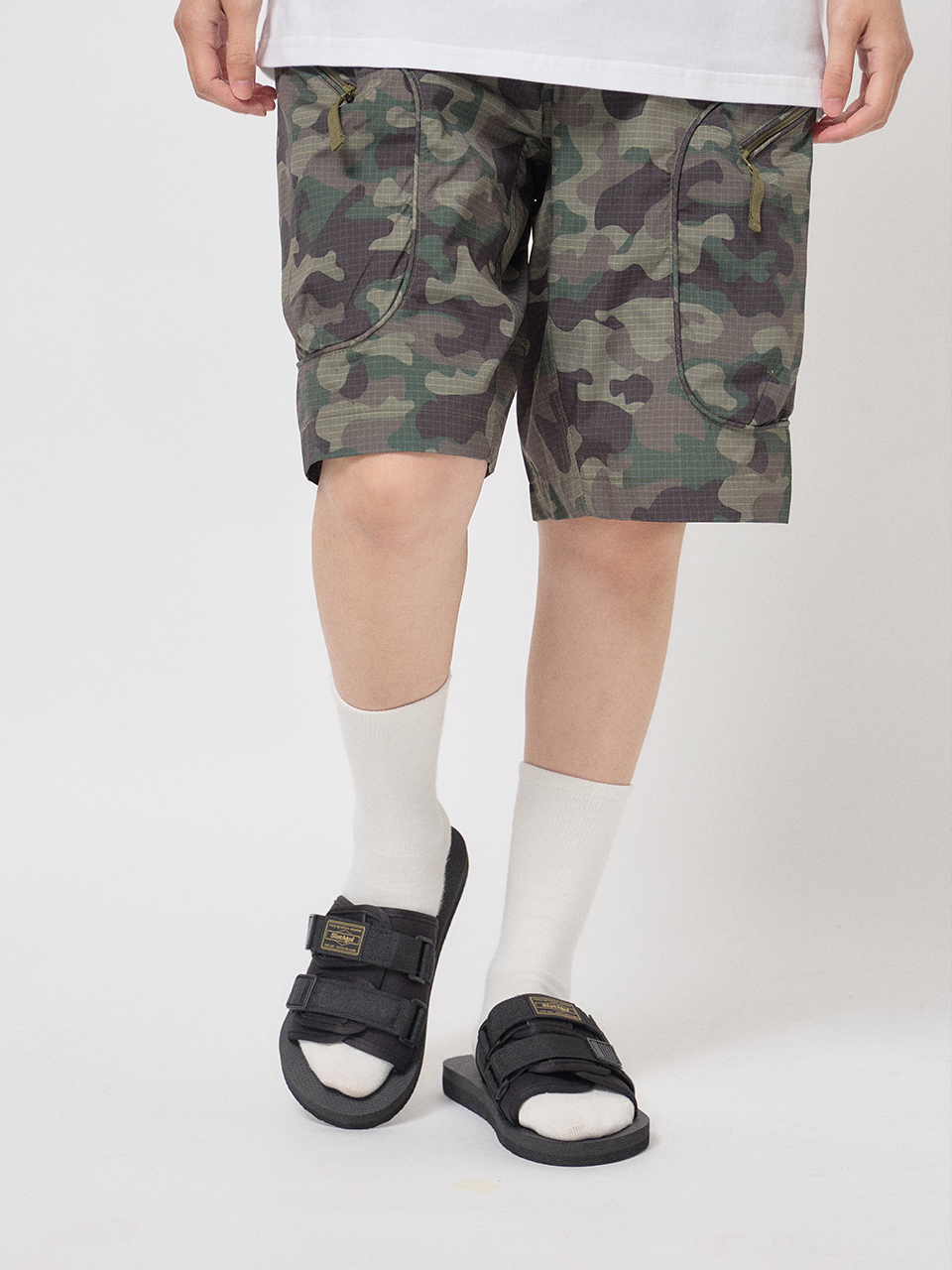 魔鬼氈雙帶拖鞋