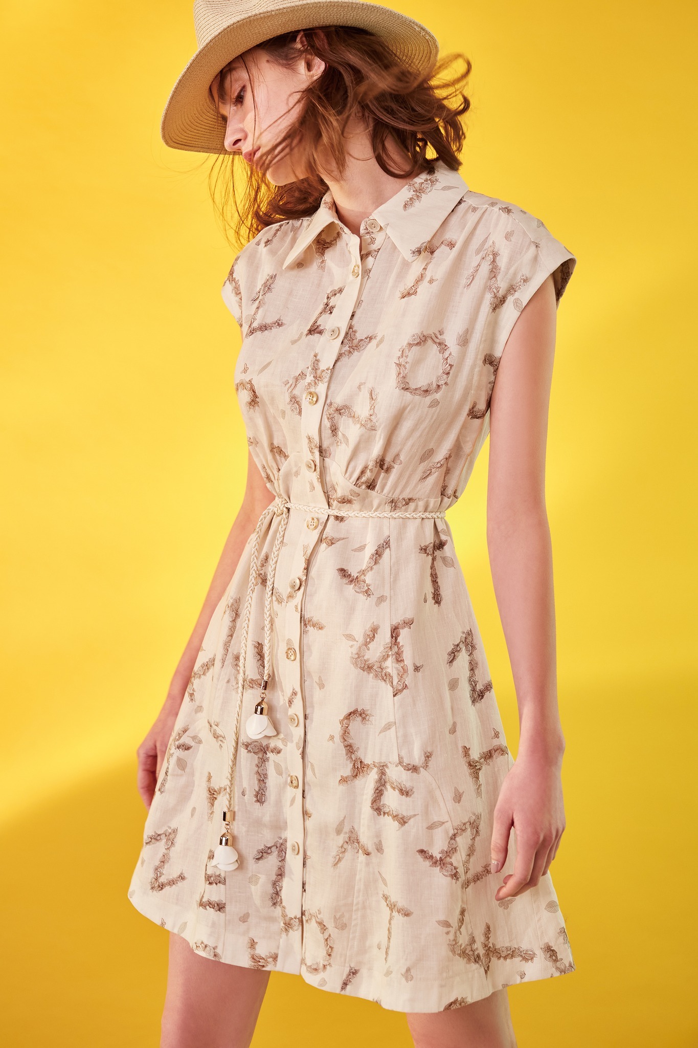 BC1EE035E1 天空之城亞麻手繪logo洋裝