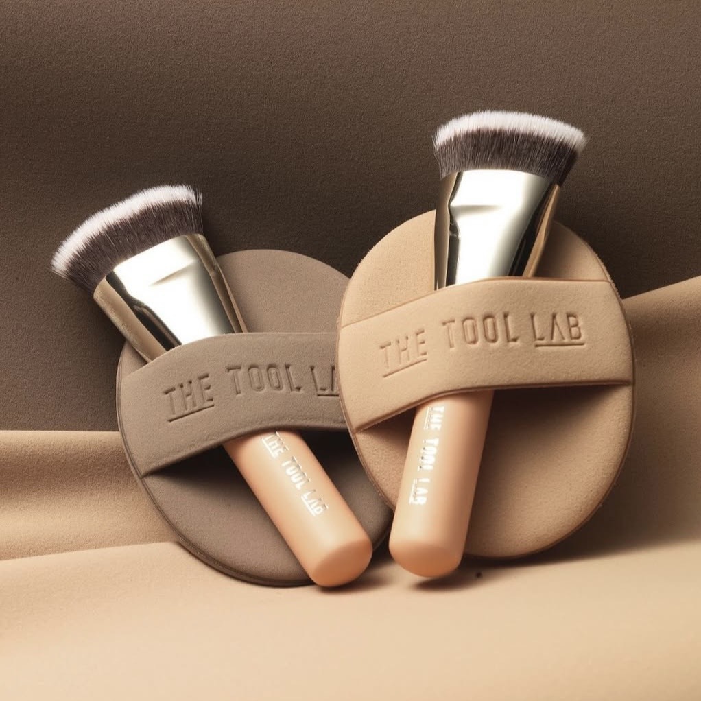 (預購商品 7/28收單) THE TOOL LAB 刷具粉撲組+收納盒