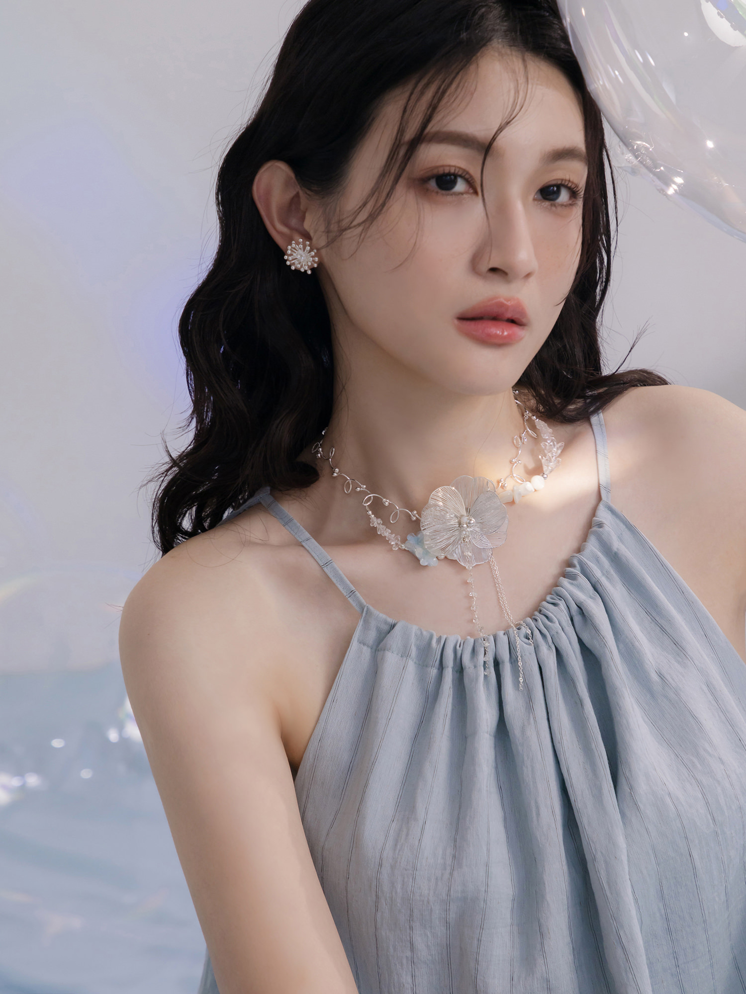 浮花。MUCHAT手作銀花水晶流蘇別針