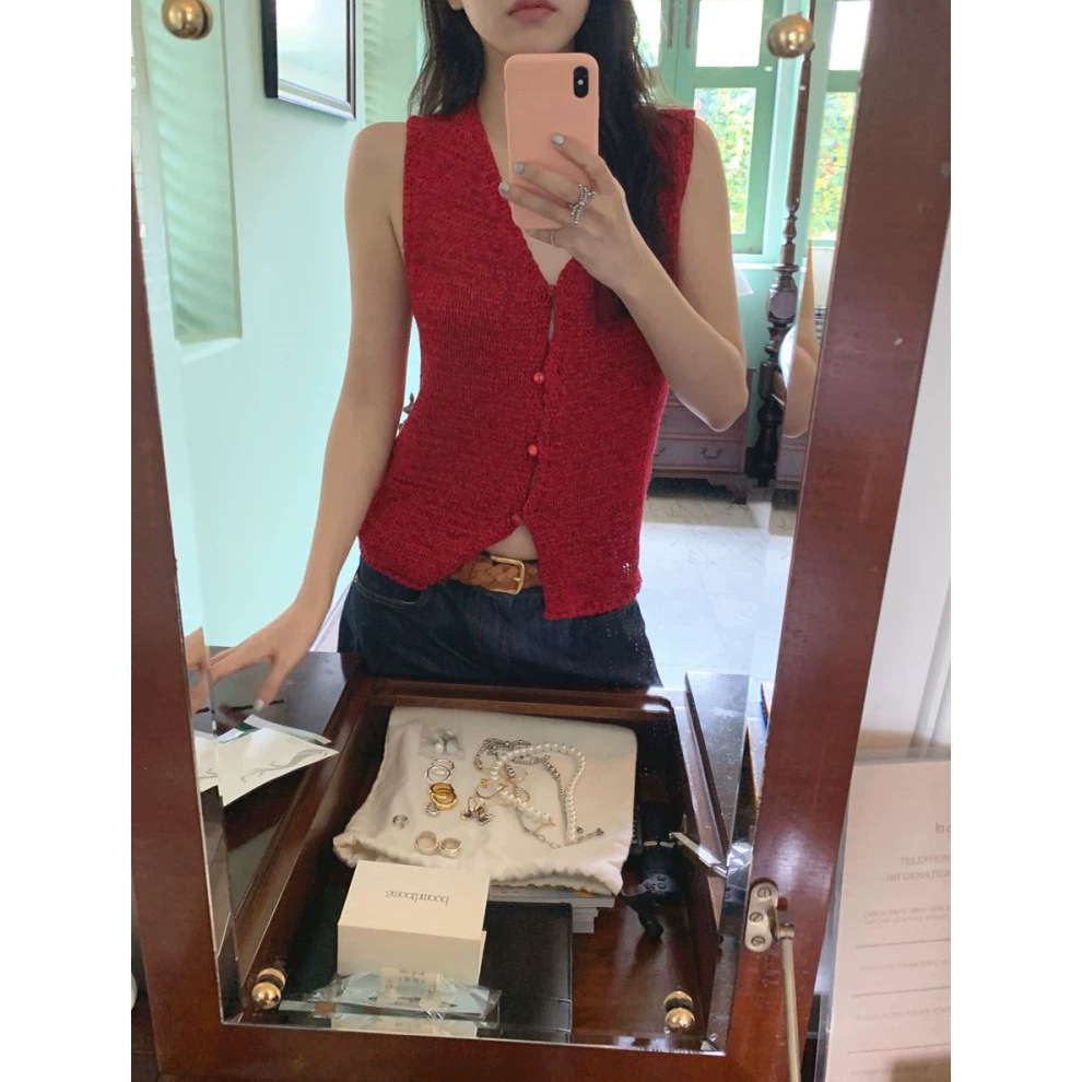 7W02 夏日度假排釦V領針織背心 一色