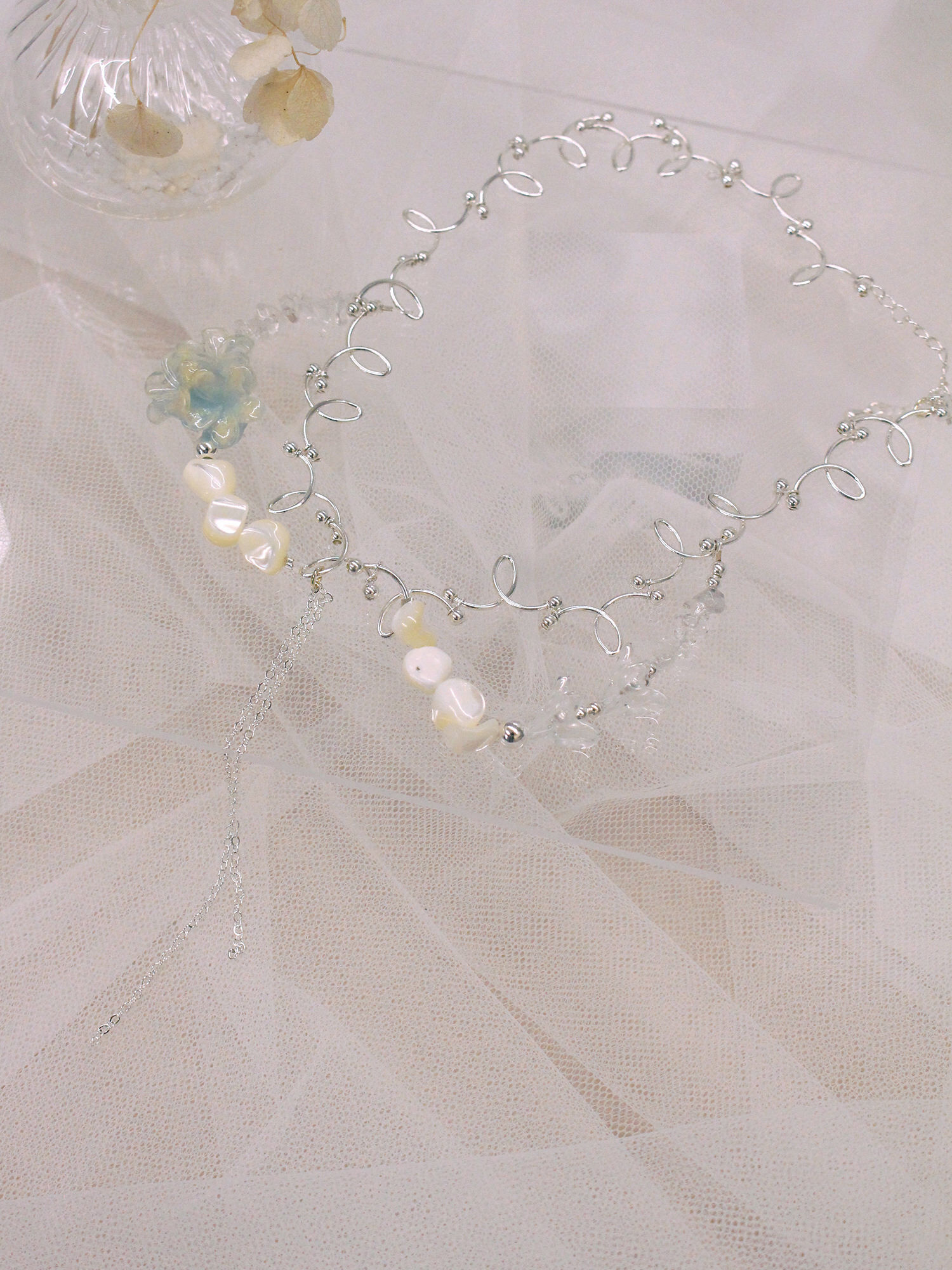 雲霧催眠師。MUCHAT手作貝殼水晶花簇項鍊