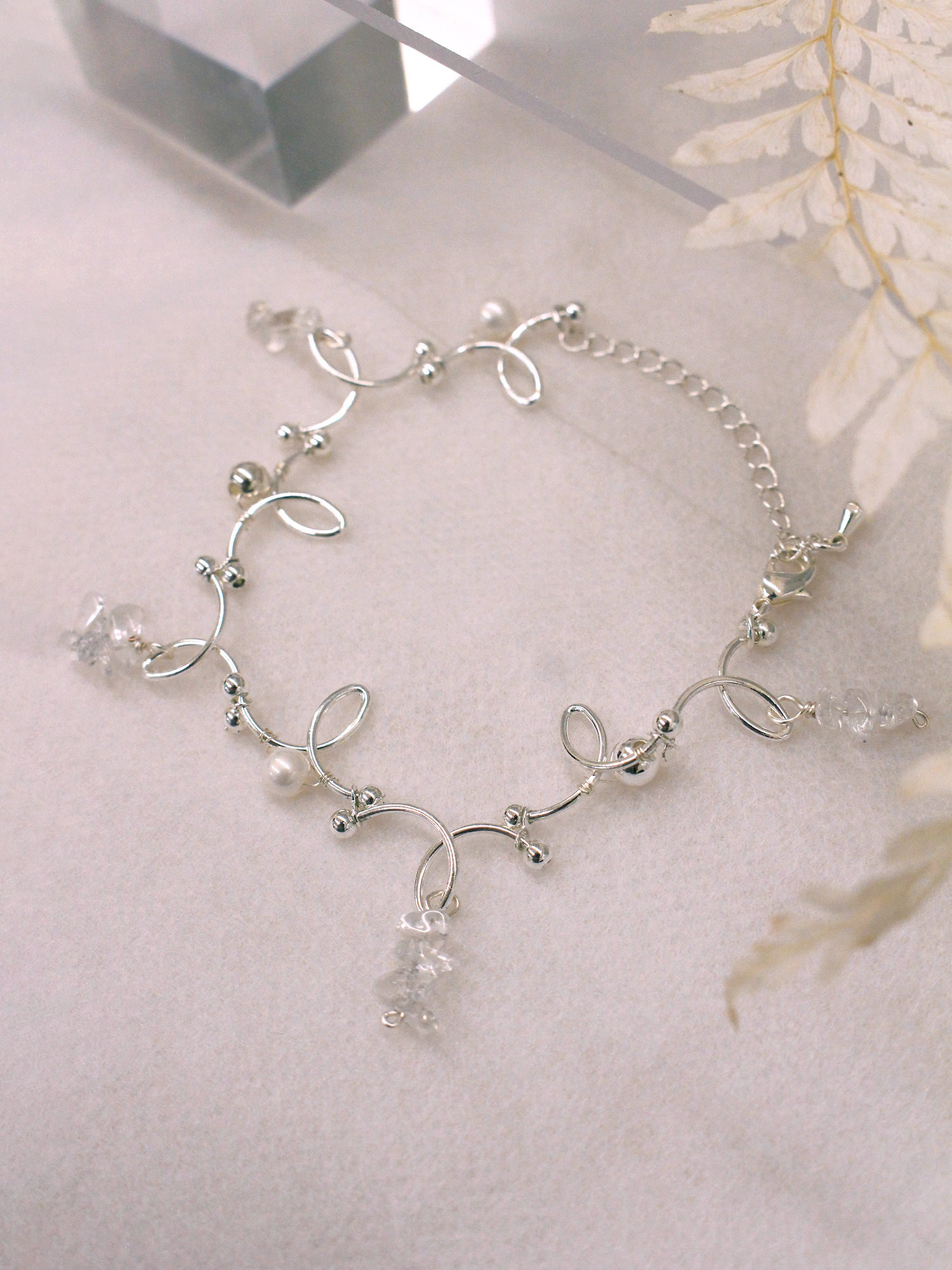 雲霧催眠師。MUCHAT手作波浪線條水晶手鍊