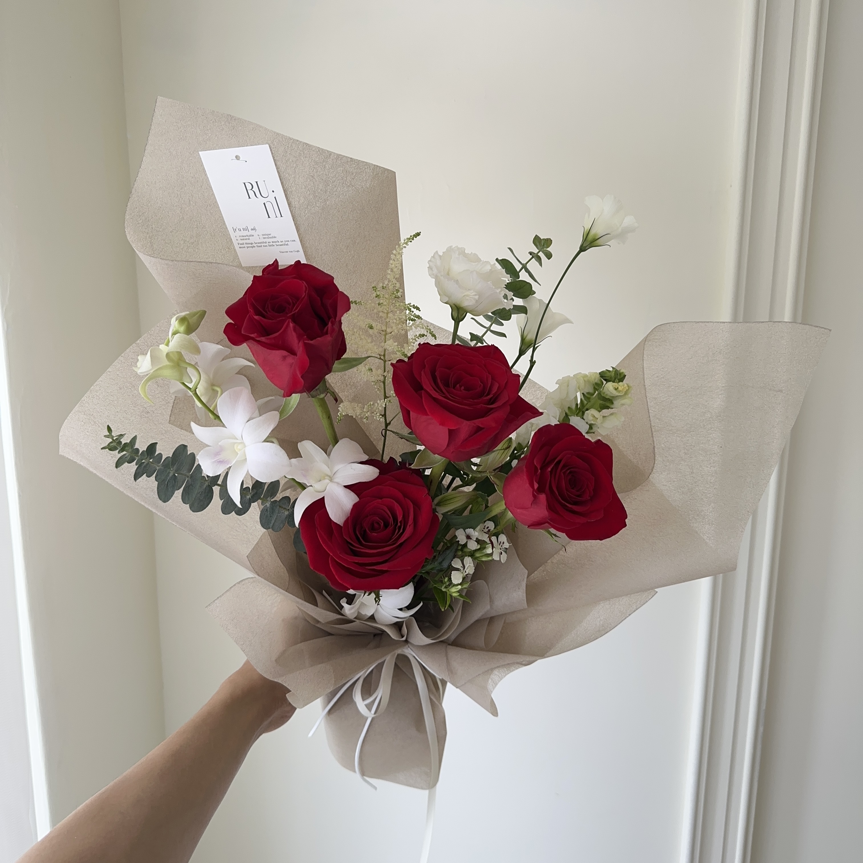 心動如昔-純紅玫瑰鮮花花束