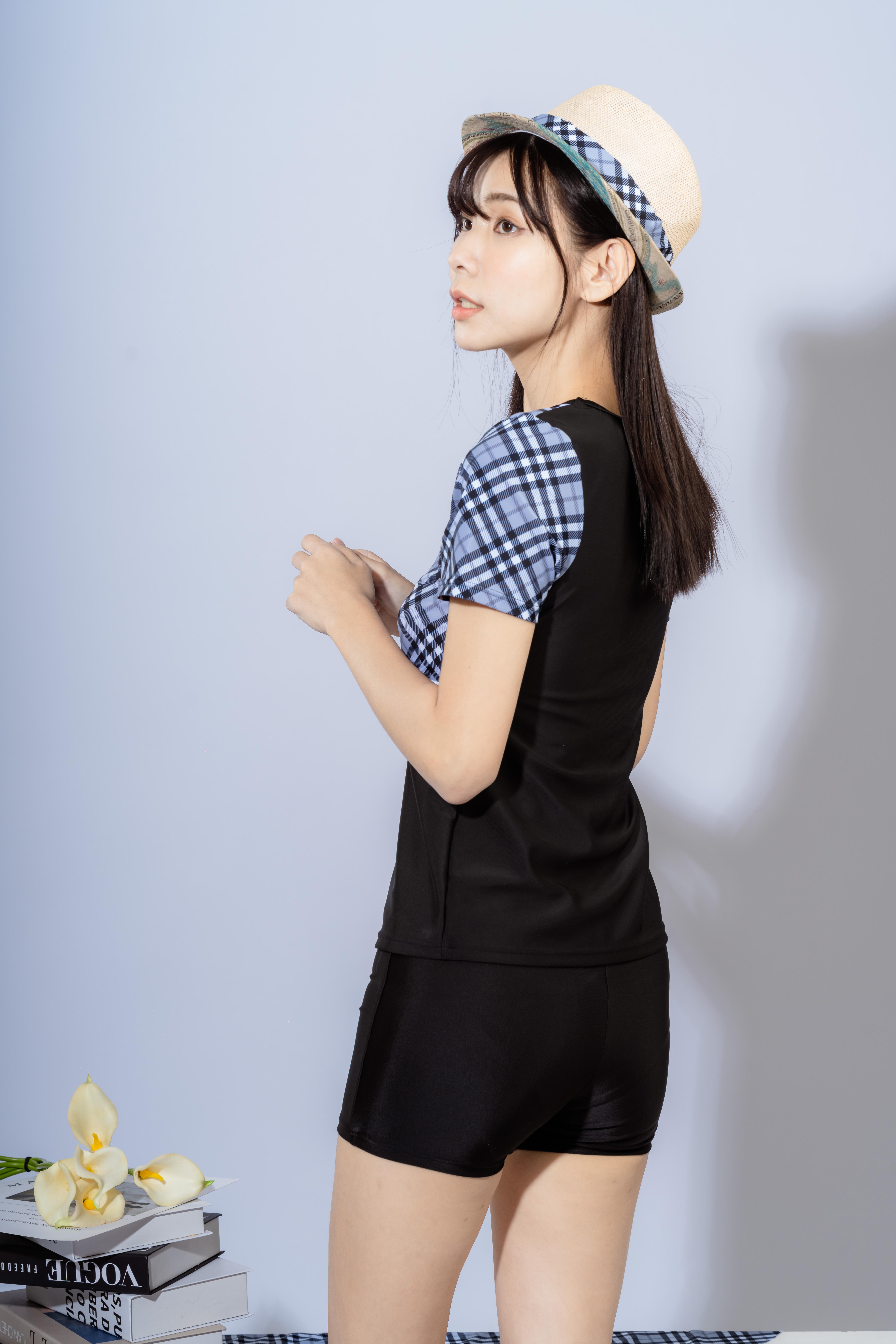 YD586-大女短袖兩件式褲裝-格紋