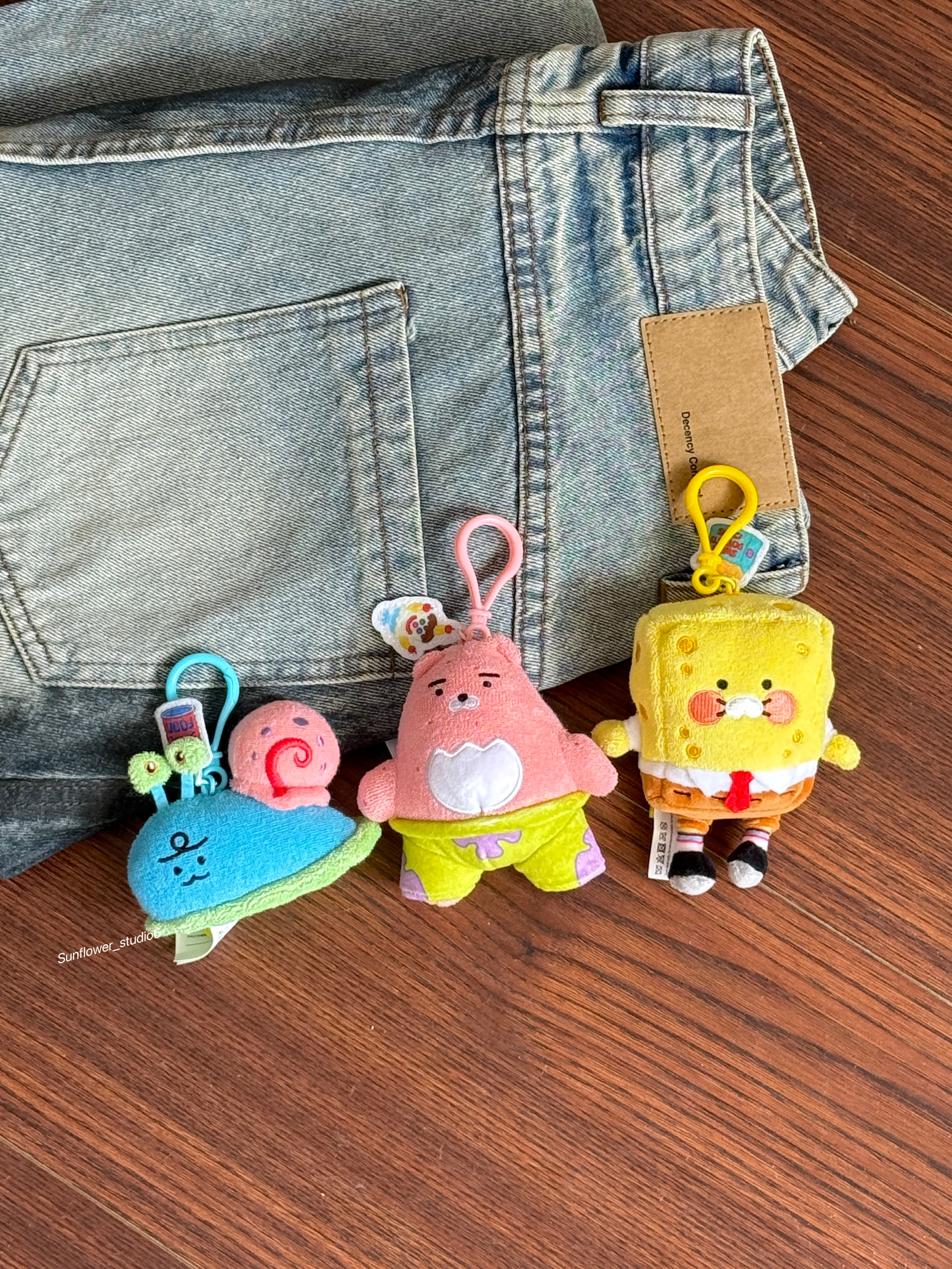 現貨賠爆ㄌ 韓國🇰🇷連線 Kakao Friends x 海綿寶寶 鑰匙圈娃娃 萊恩 春植 海綿寶寶 派大星 Jordy Kakao Friends 吊飾 玩偶(任買兩件711免運)/現貨