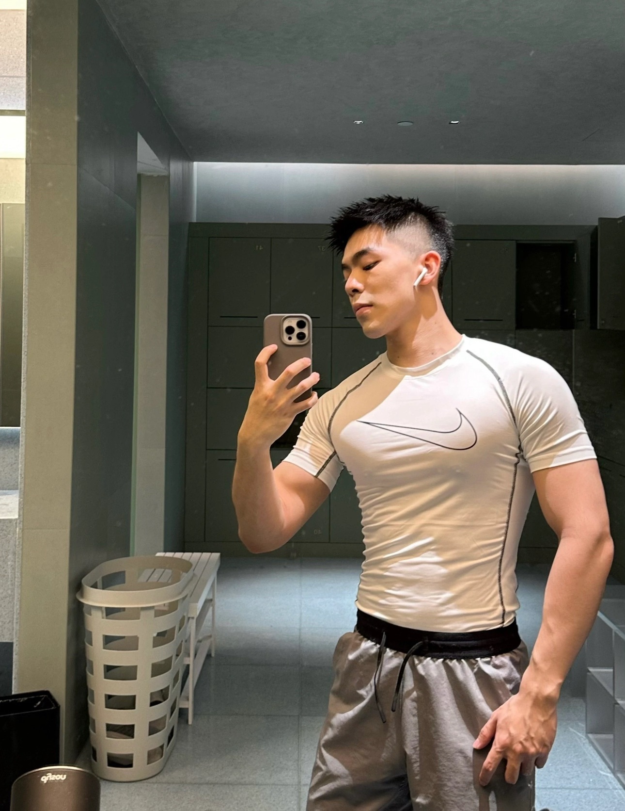 #現貨  Nike PRO DRY 訓練 大LOGO 運動短T DD1993-100 白