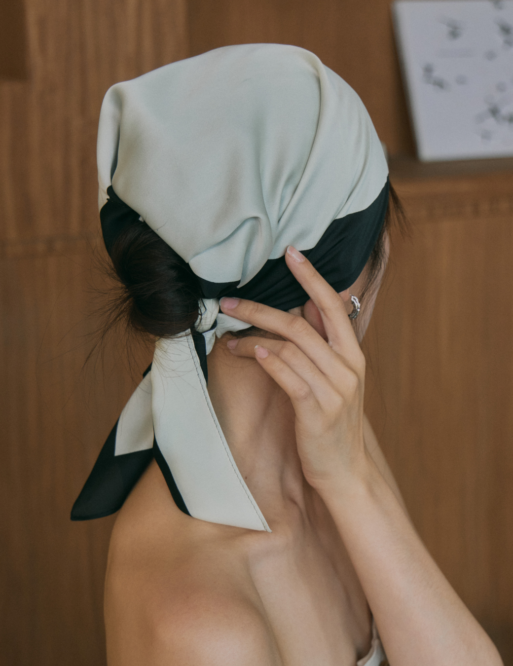 簡約交錯大方格絲巾