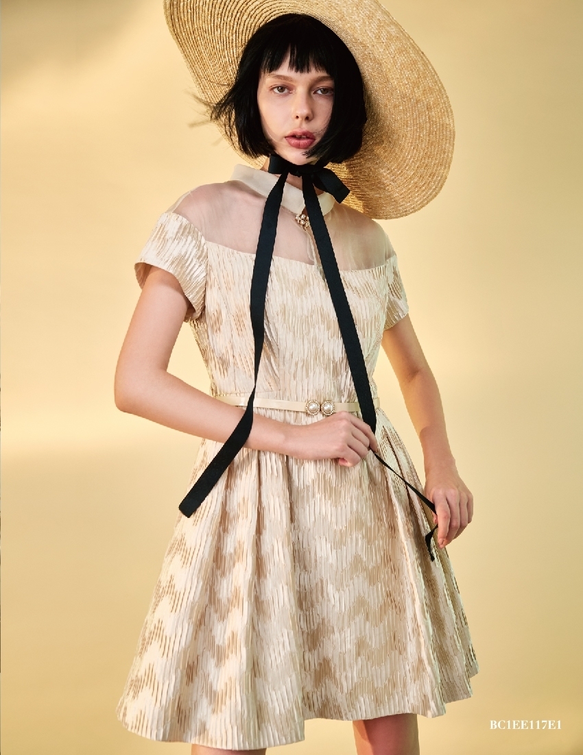 BC1EE117E1 天空之城壓褶連衣裙洋 (附腰帶)