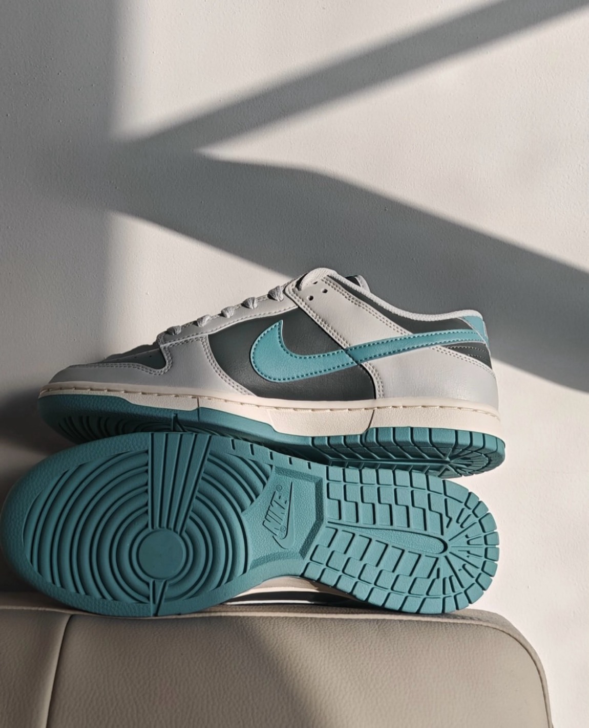 NIKE DUNK LOW 復古霧灰藍