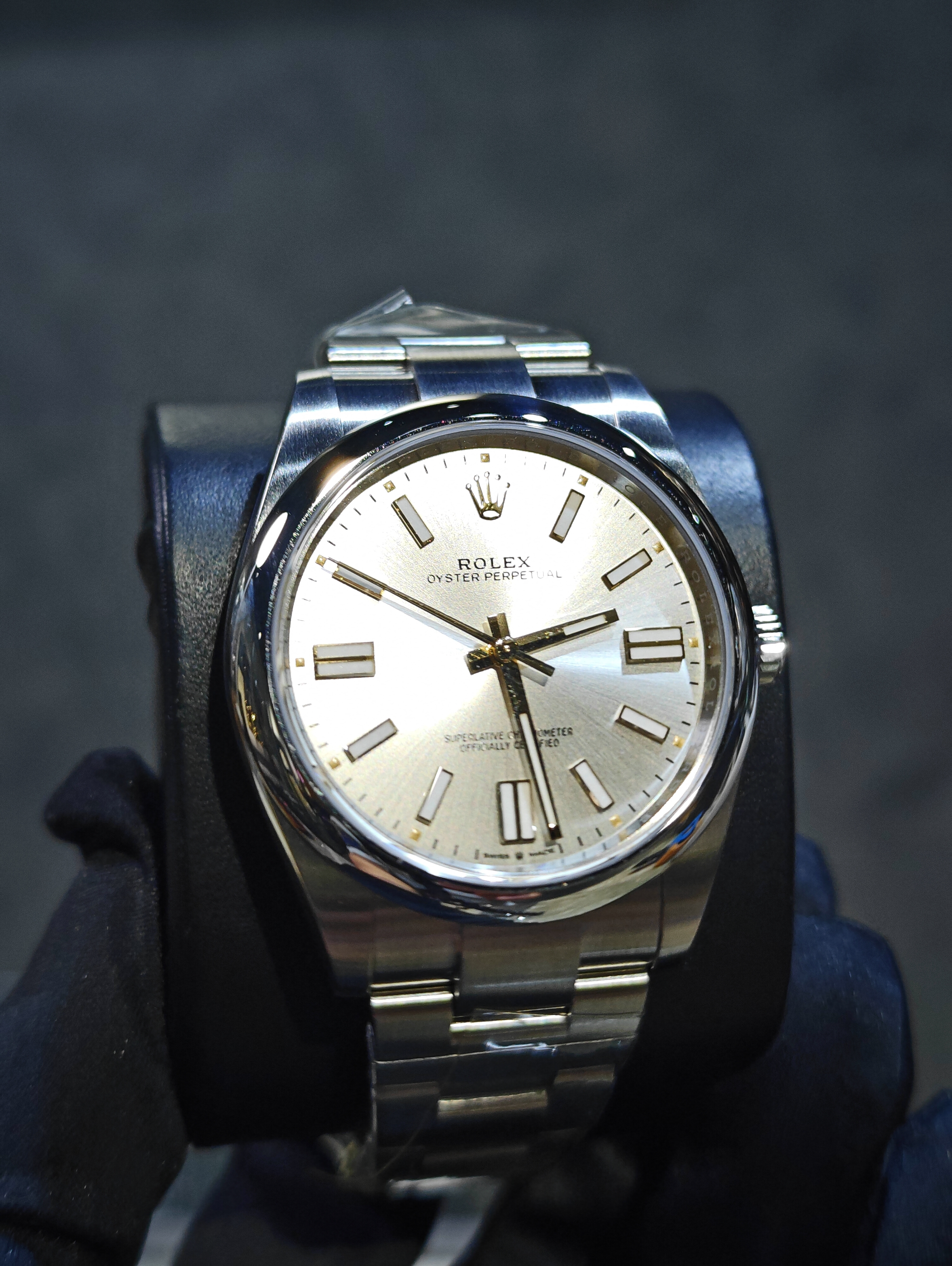 BRAND NEW ROLEX 134300 OYSTER PERPETUAL 41 WITH A SILVER DIAL AND AN OYSTER BRACELET 41MM