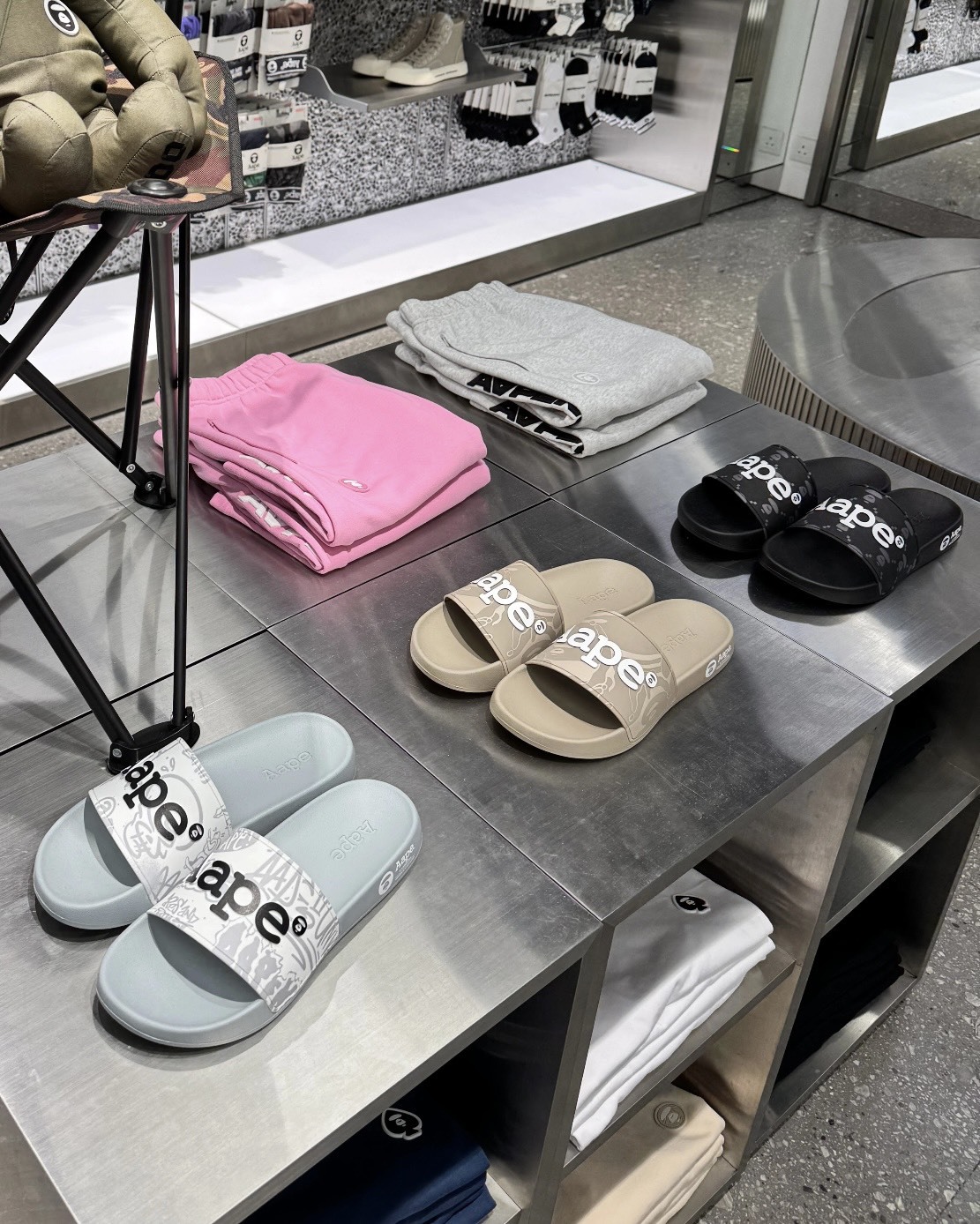 Aape 防水拖鞋 經典 字母 迷彩 白灰/卡其/黑色