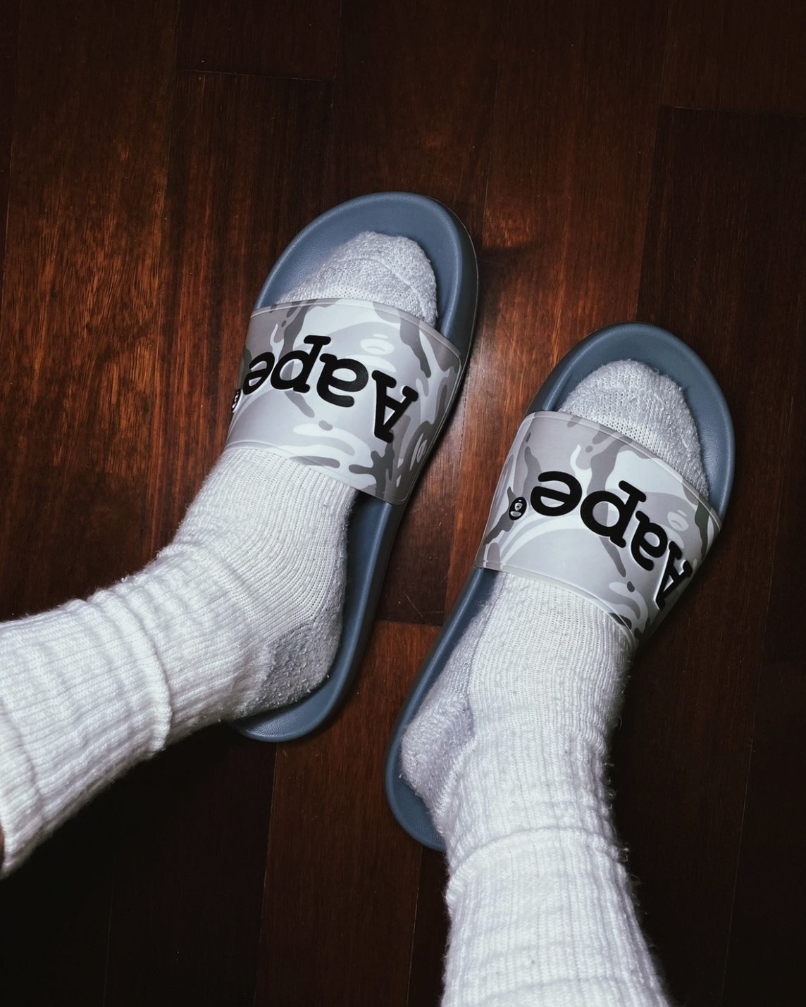 Aape 防水拖鞋 經典 字母 迷彩 白灰/卡其/黑色