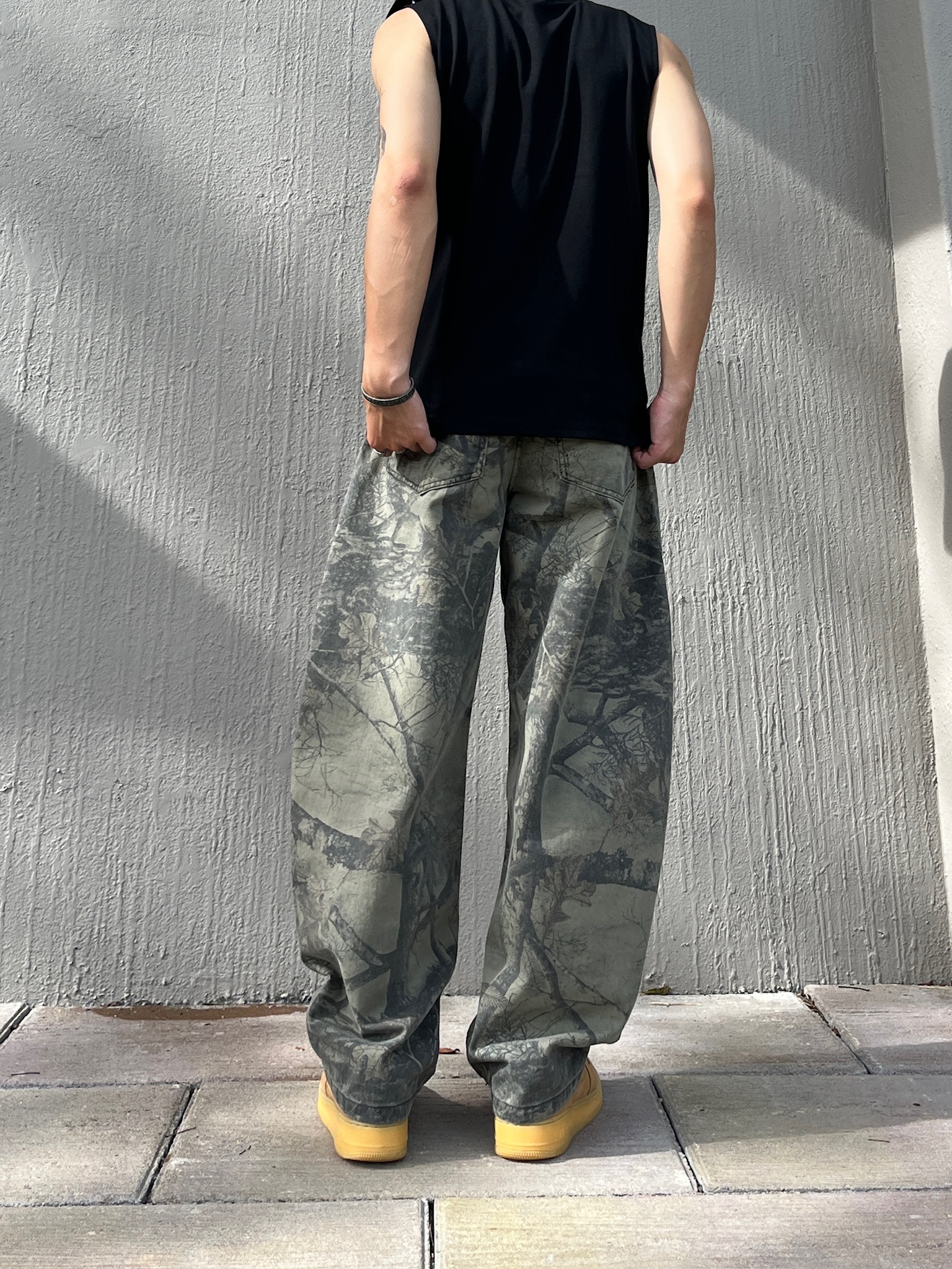 正韓 街頭設計樹枝彎刀褲 (2colors)