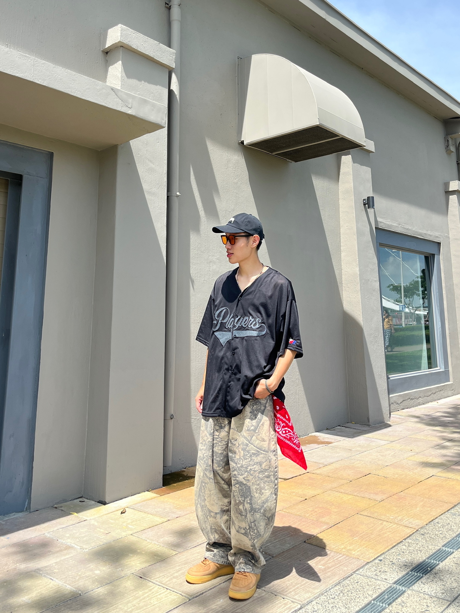 正韓 街頭設計樹枝彎刀褲 (2colors)