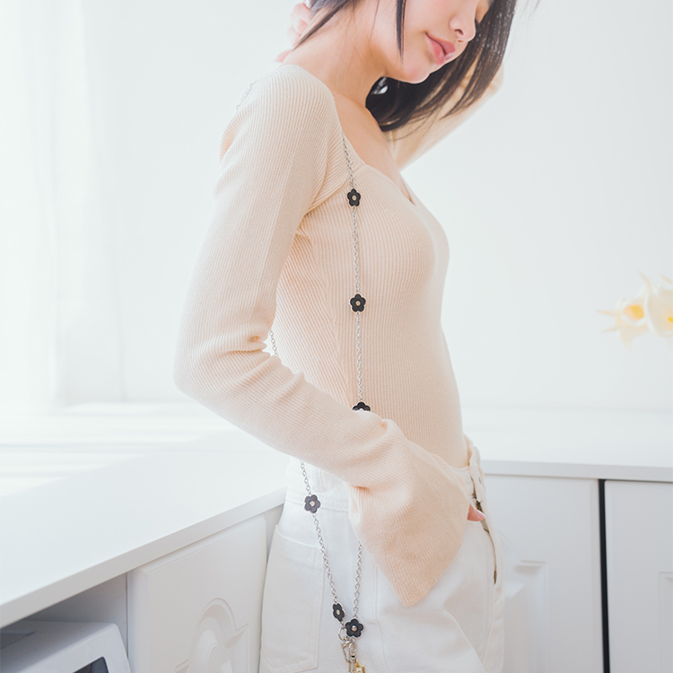 可愛花朵銀鍊 (黑) 手機掛繩  串珠掛繩 長掛繩 背帶