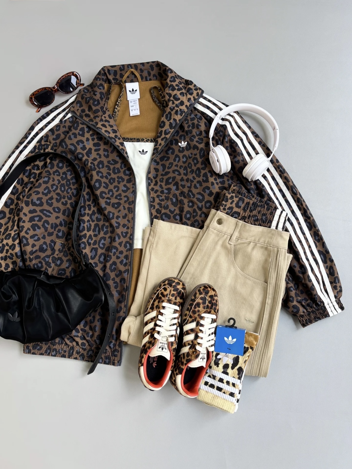 <豹走阿迪> Adidas 豹紋立領夾克外套