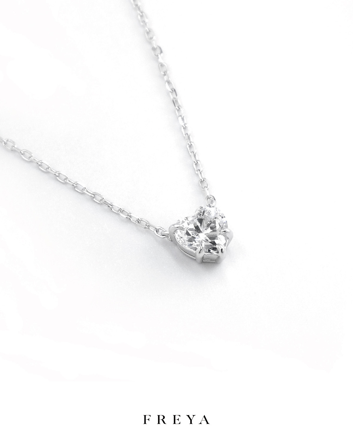 FREYA 五爪愛心練牌